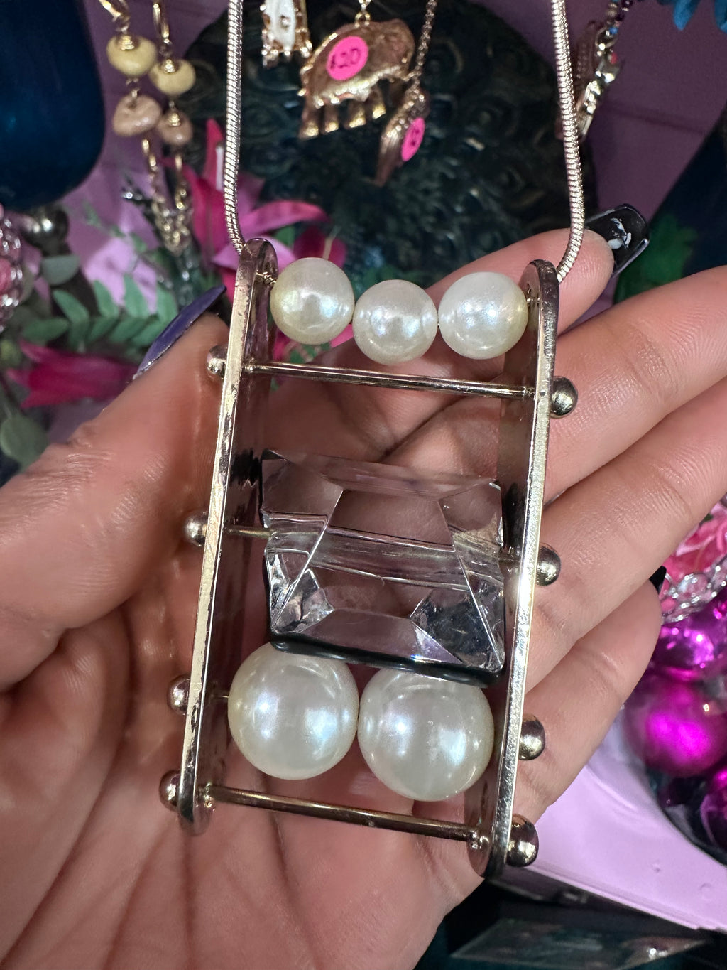 Pearl and gold statement necklace