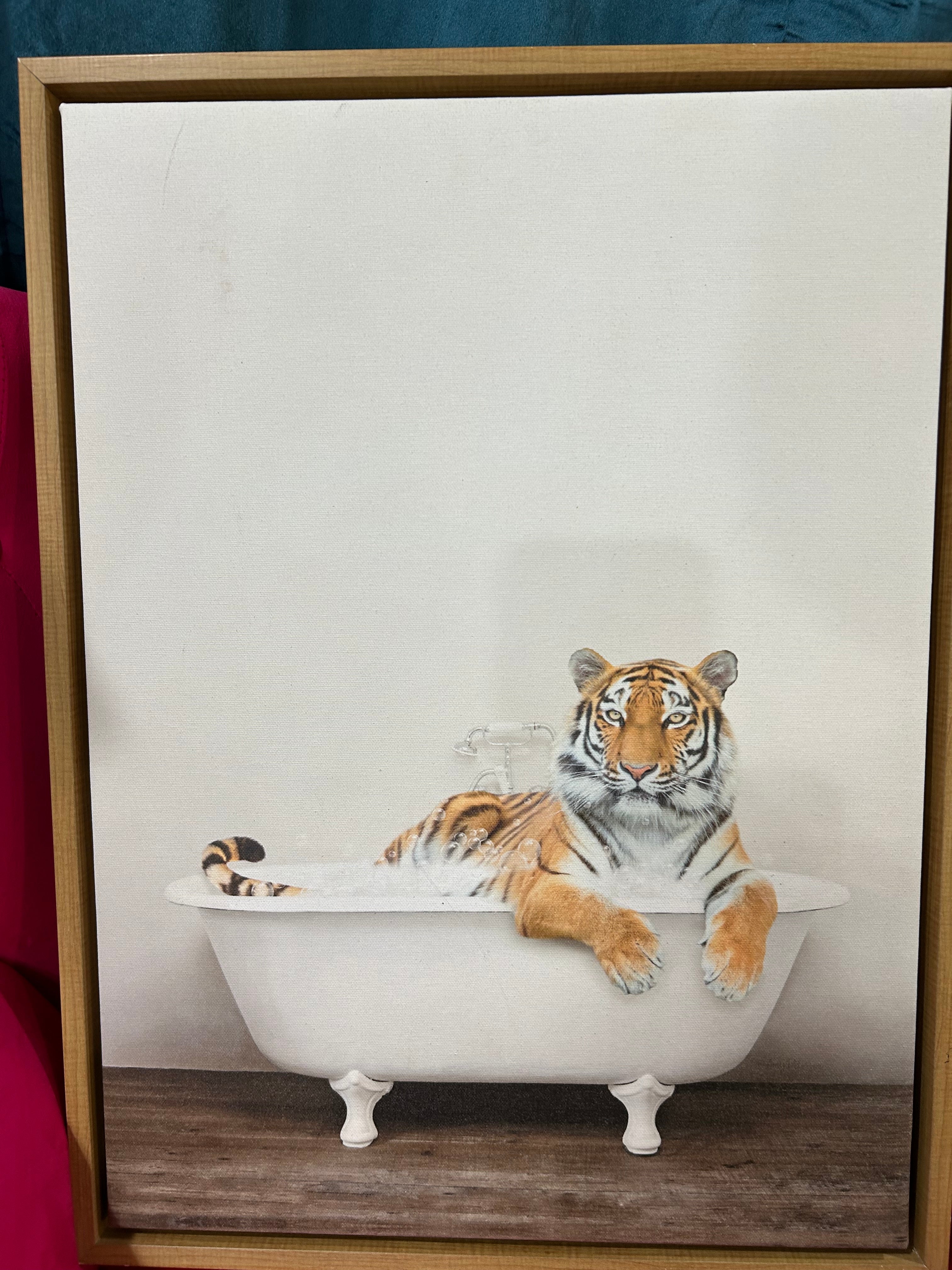 Tiger takes a bubble bath