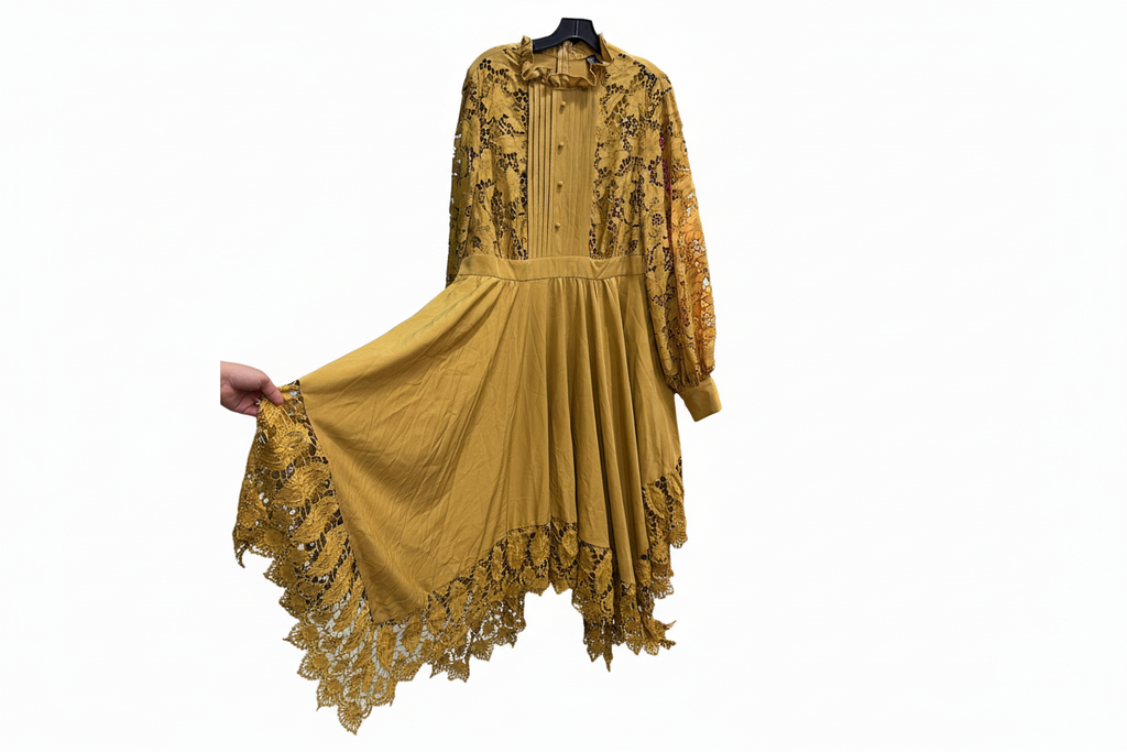 Size 2 XL Gold Dress with lace. (New)