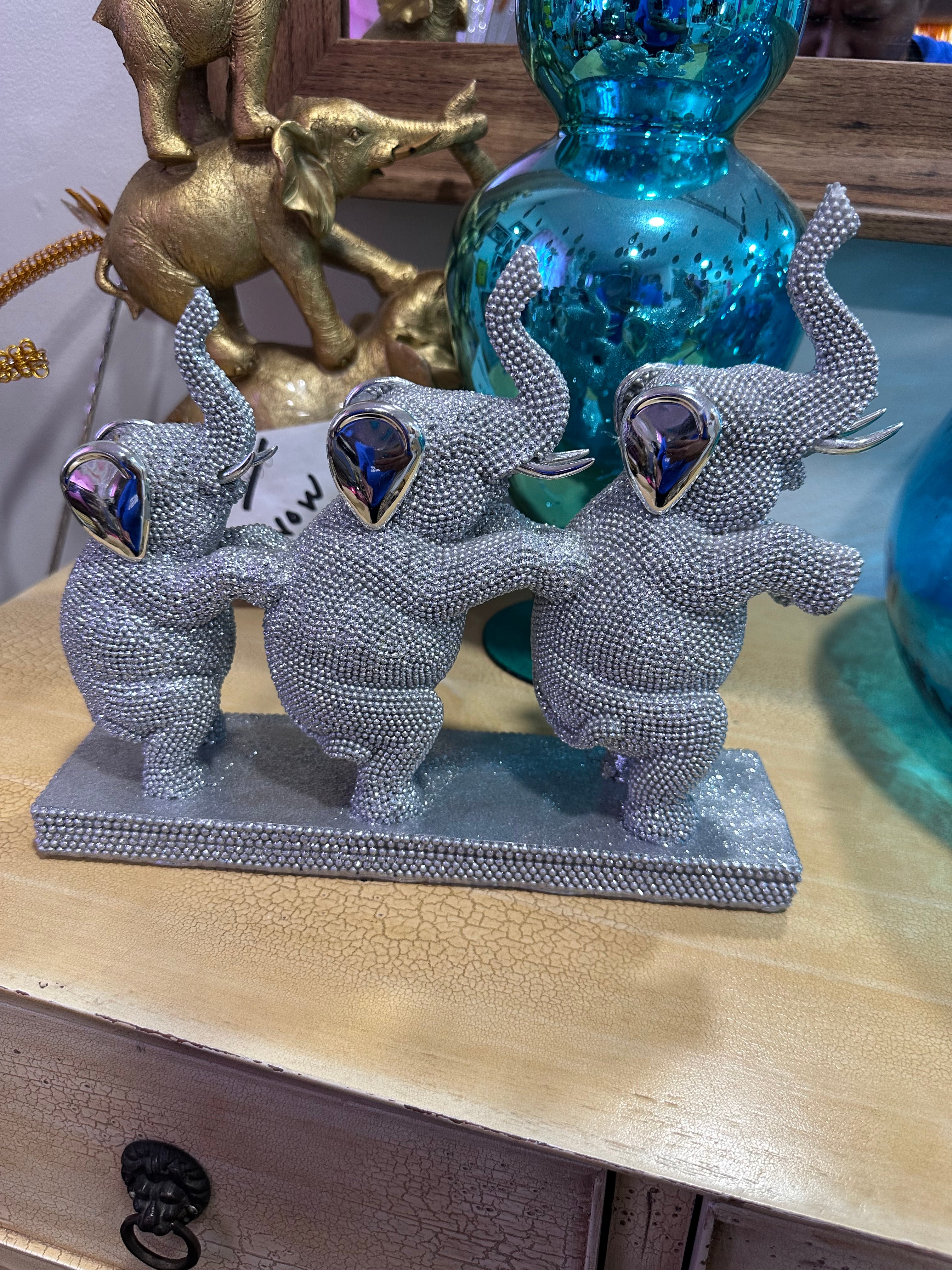 Let’s dance elephant family
