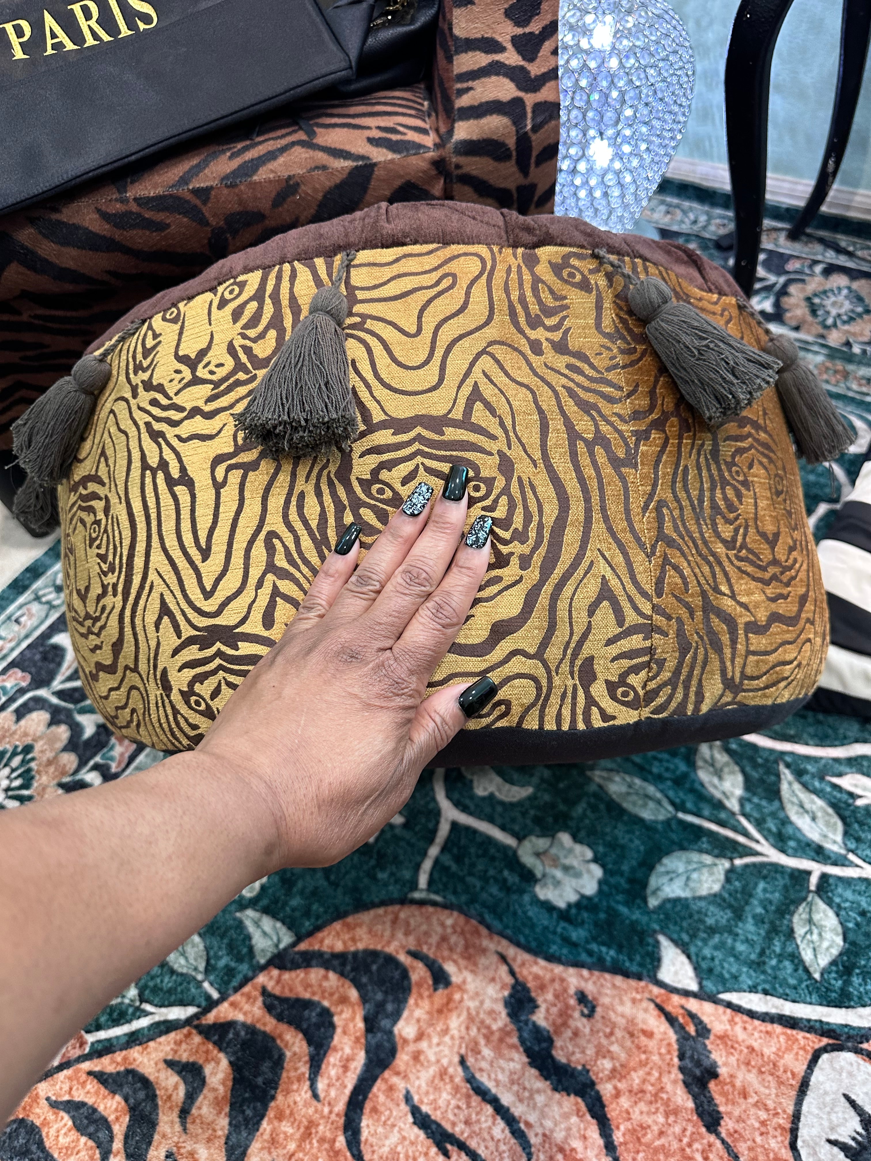 Lion ottoman/stool ( in store pickup only)