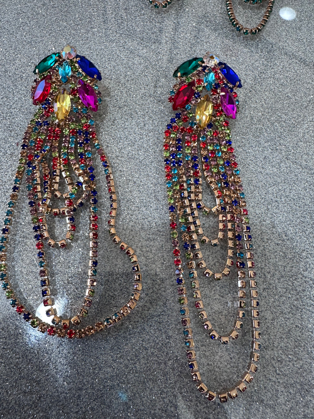 Multi-color pierced earrings