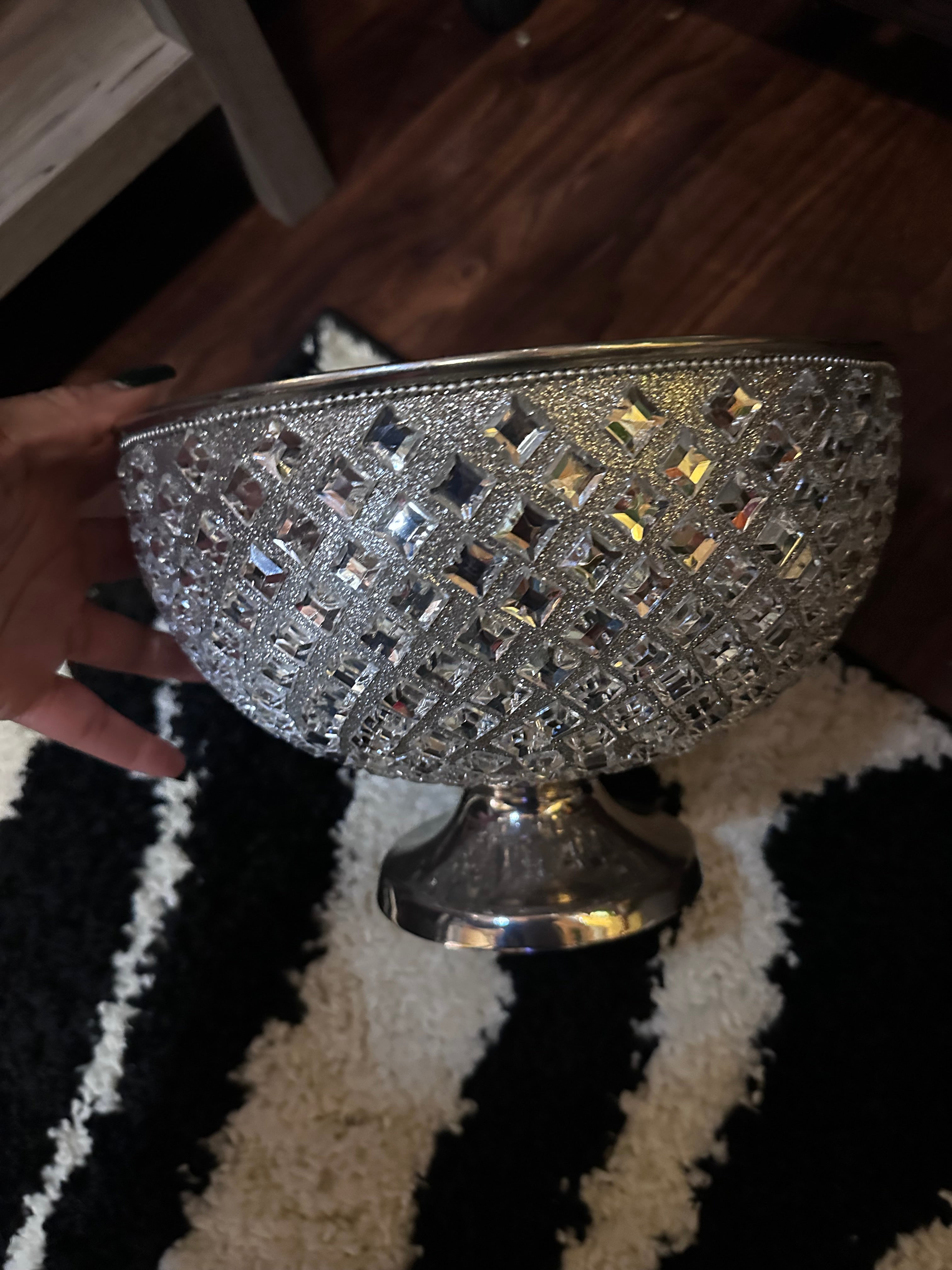 Beautiful diamond bowl- in store pickup only- sold