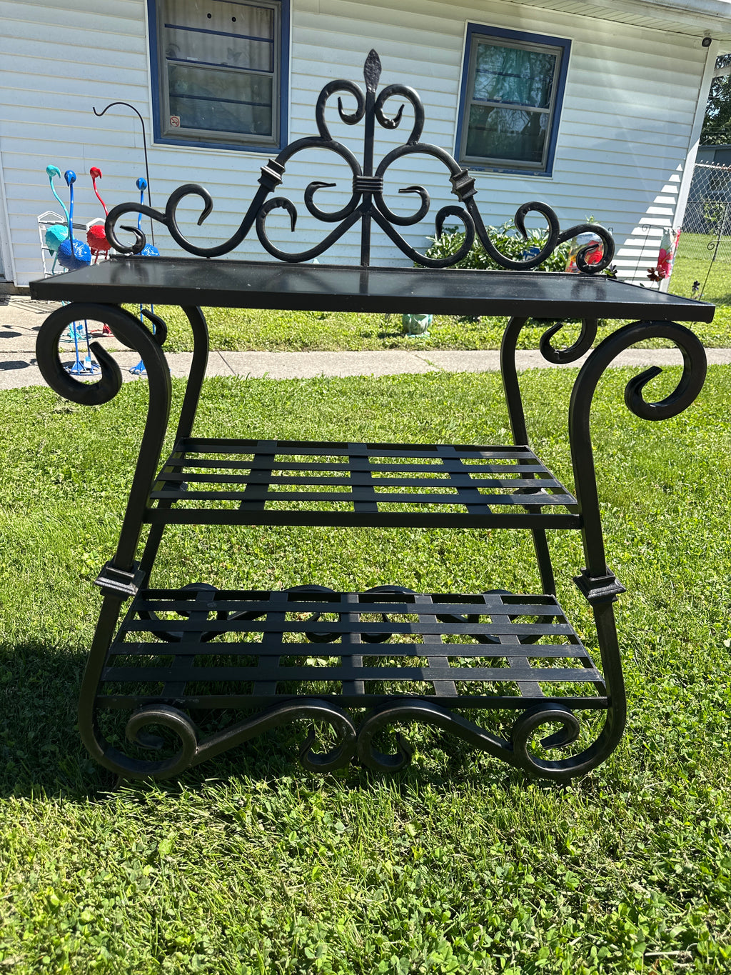 Wrought  iron baker’s rack / plant stand / display shelf( in store pick up)