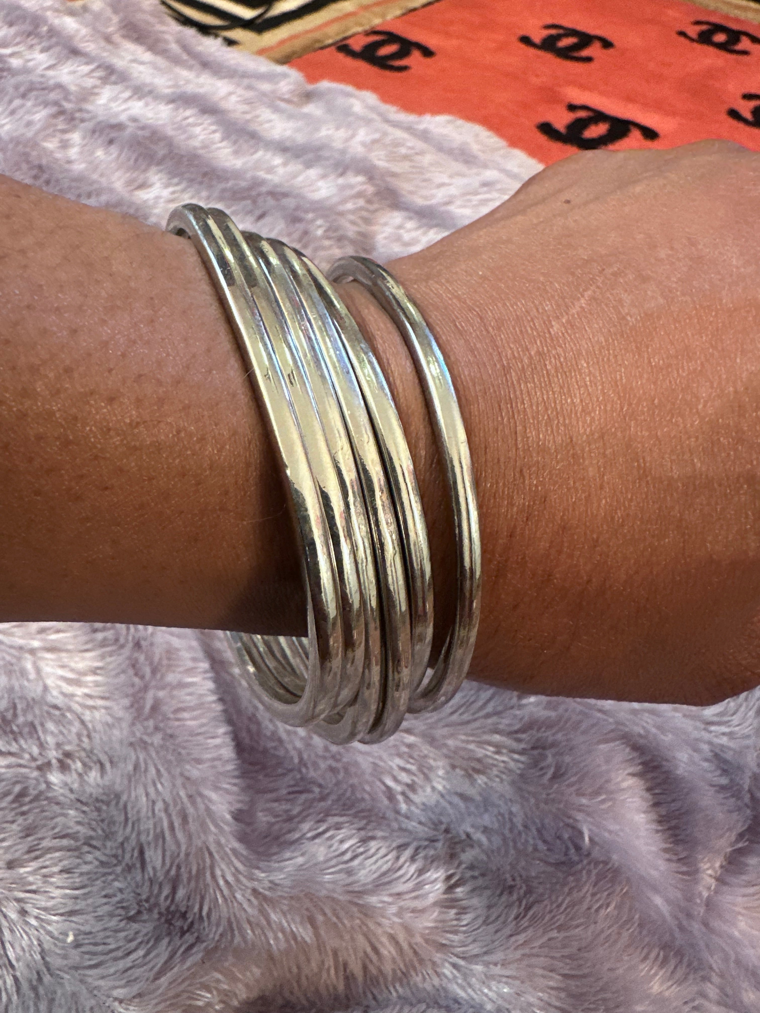 6 bracelets (stylish)