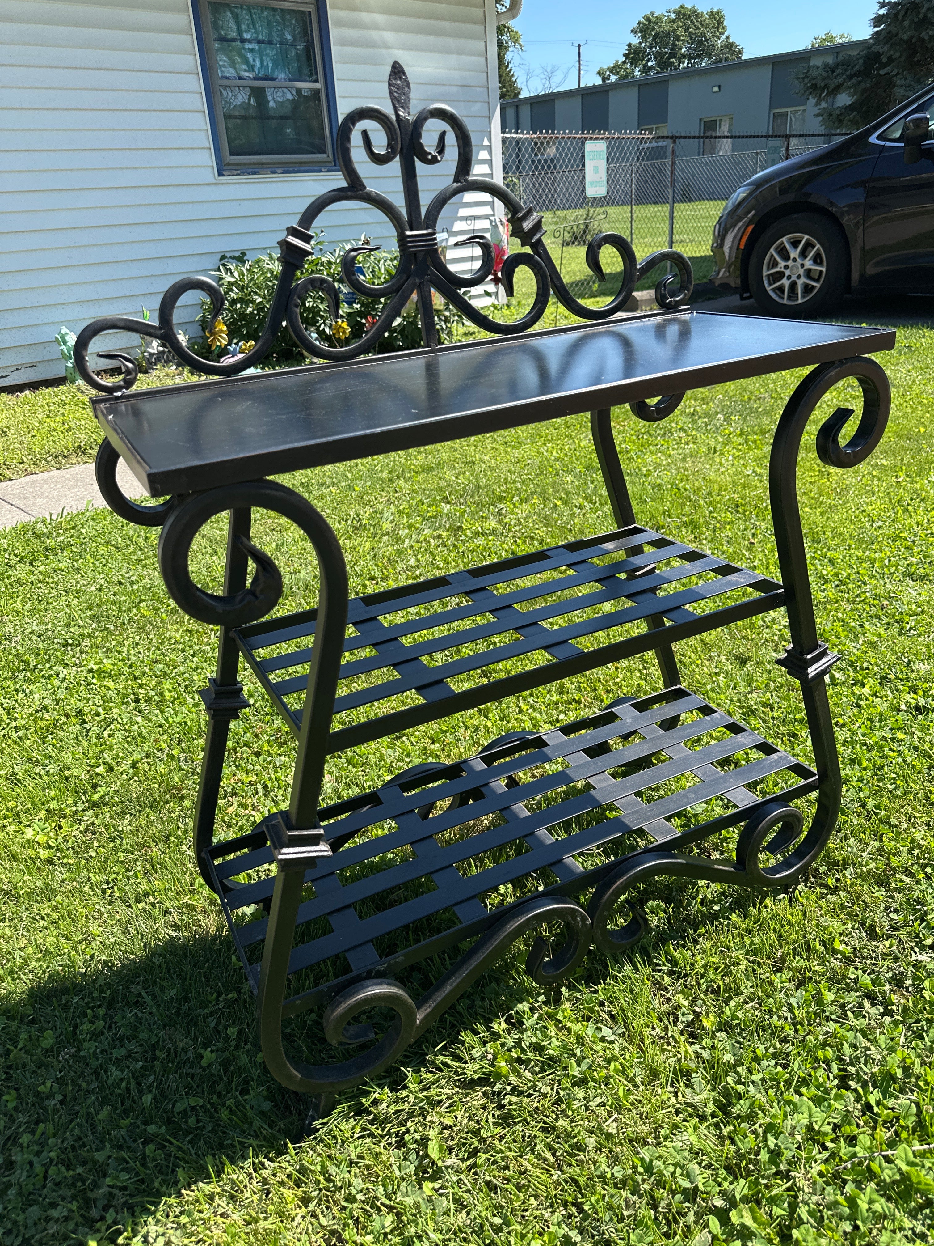 Wrought  iron baker’s rack / plant stand / display shelf( in store pick up)