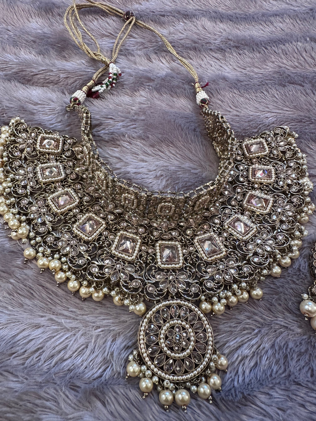 Indian set -tikki and earrings
