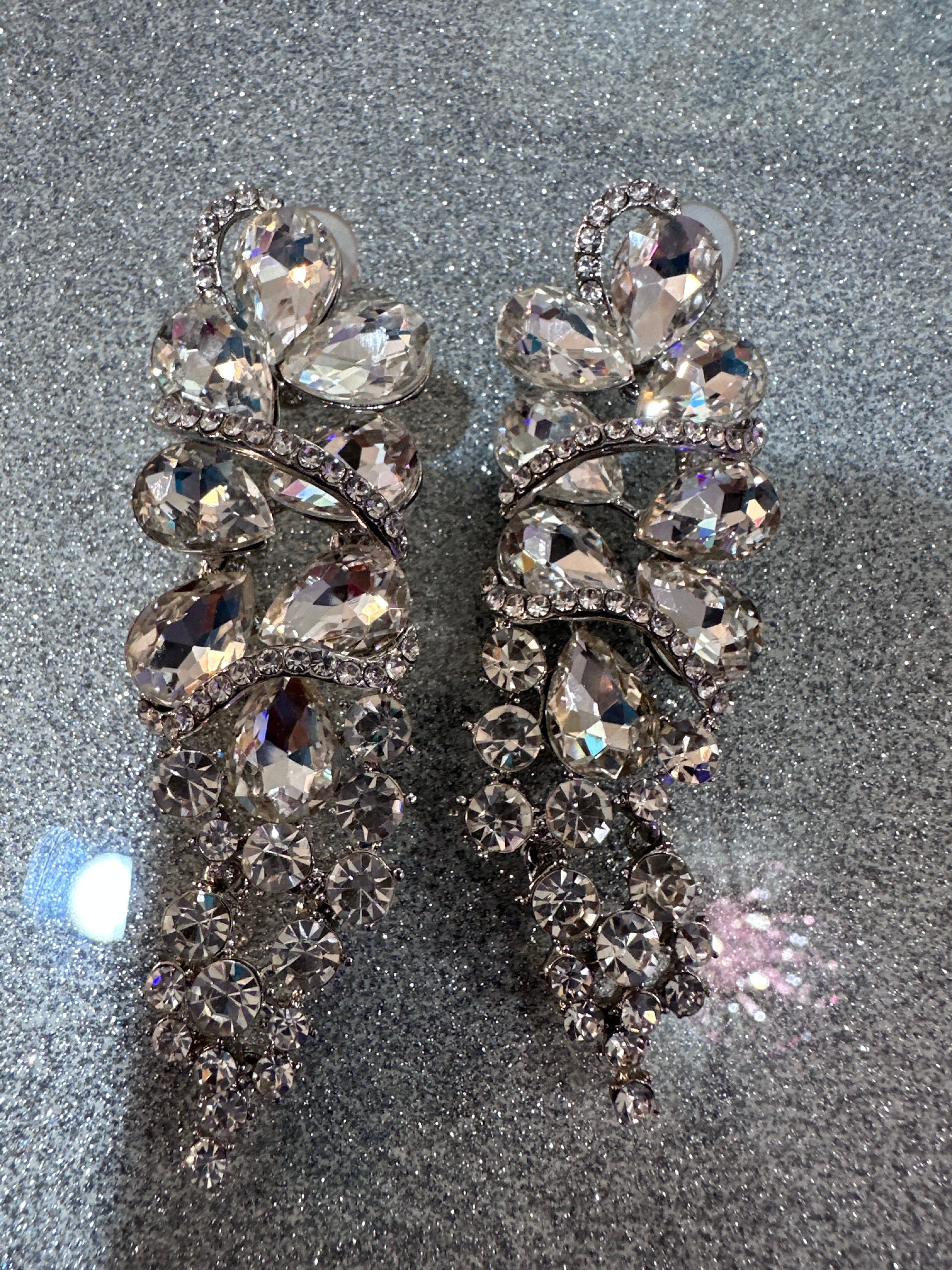 Dazzling earrings