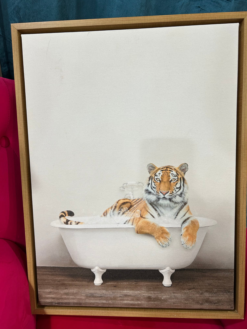 Tiger takes a bubble bath