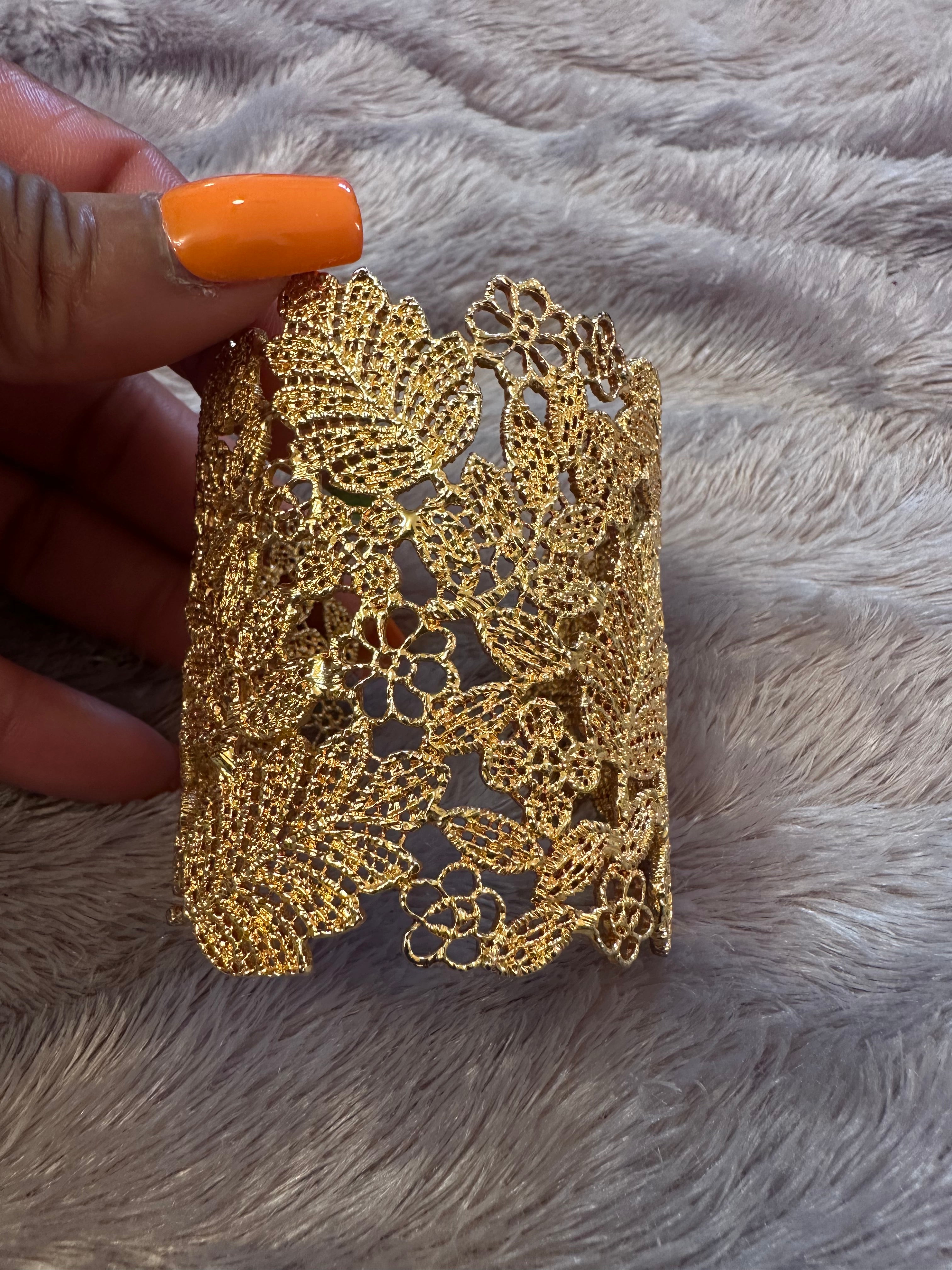 Gold leaf bracelet