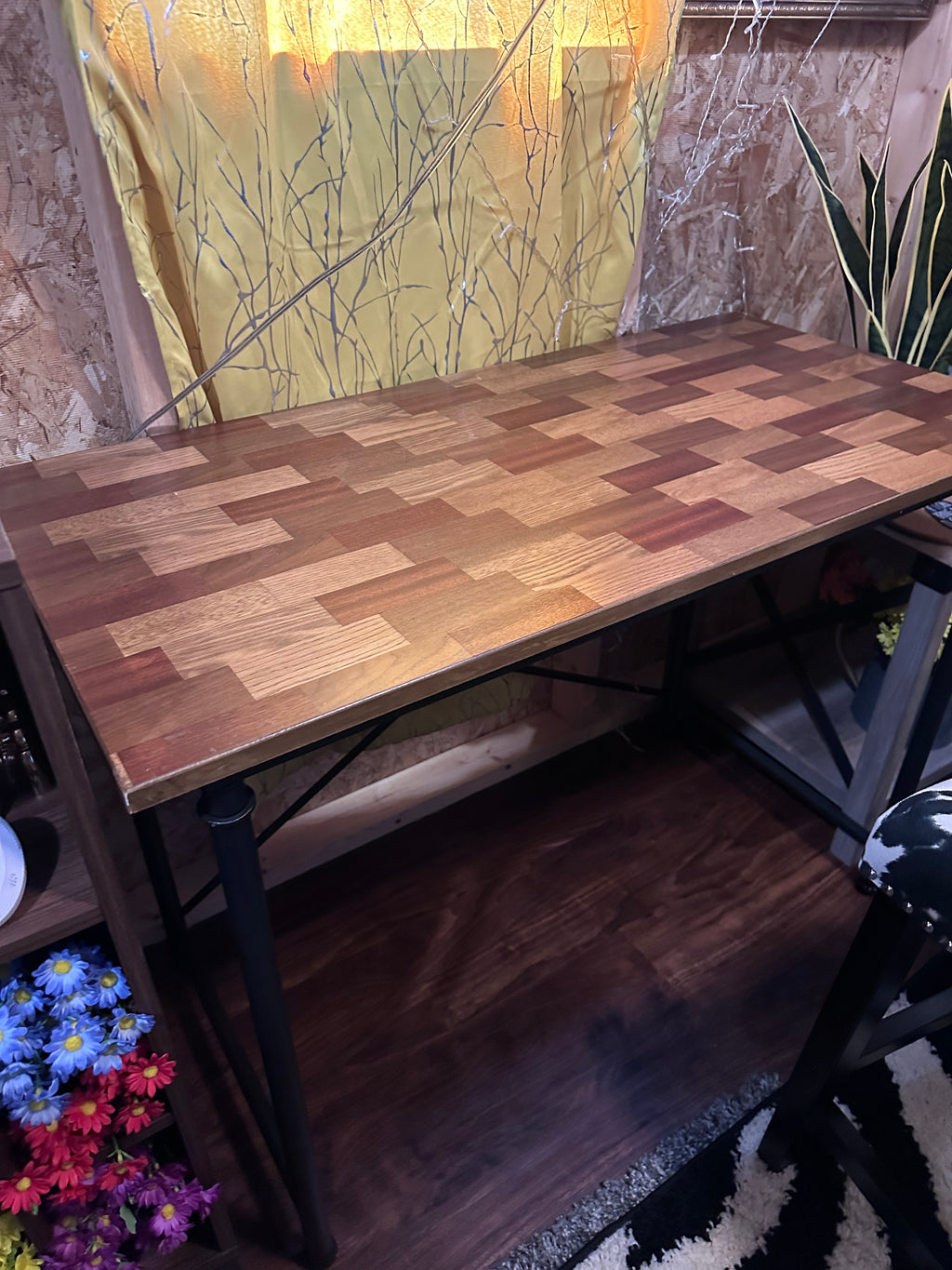 Wood table - in store pickup only