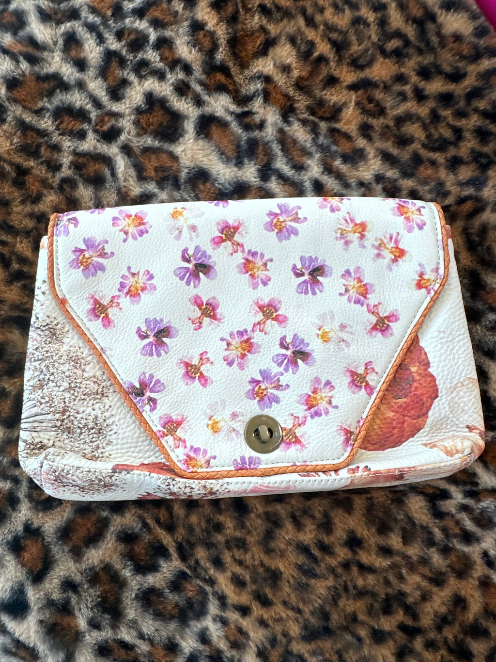 Leather clutch bag