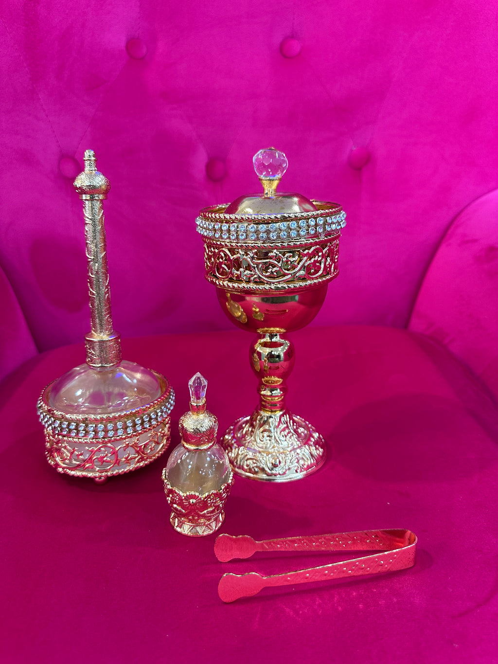 Incense burner with 5 piece set.