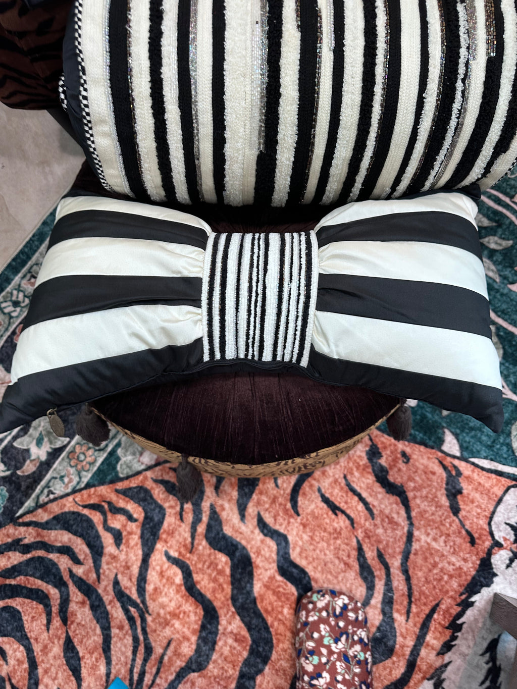 Black and White decorative pillows sold as set( in store pick up only)