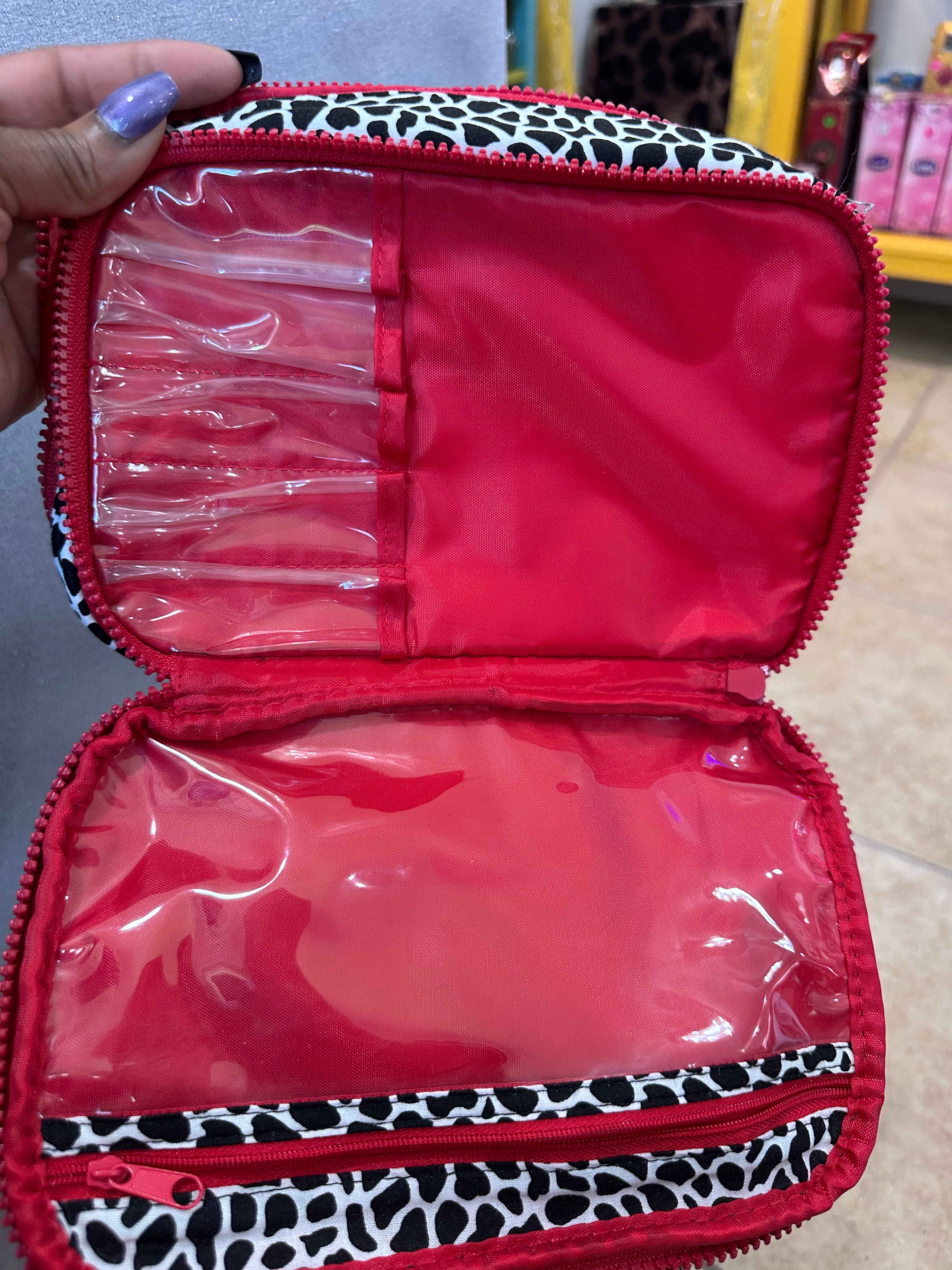 Make up cases (2)gently used