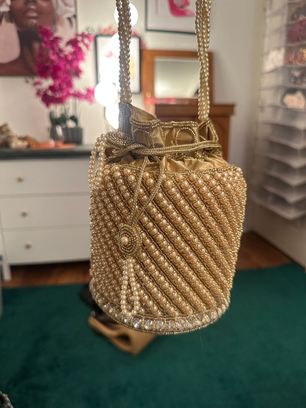 Gold purse with pearls