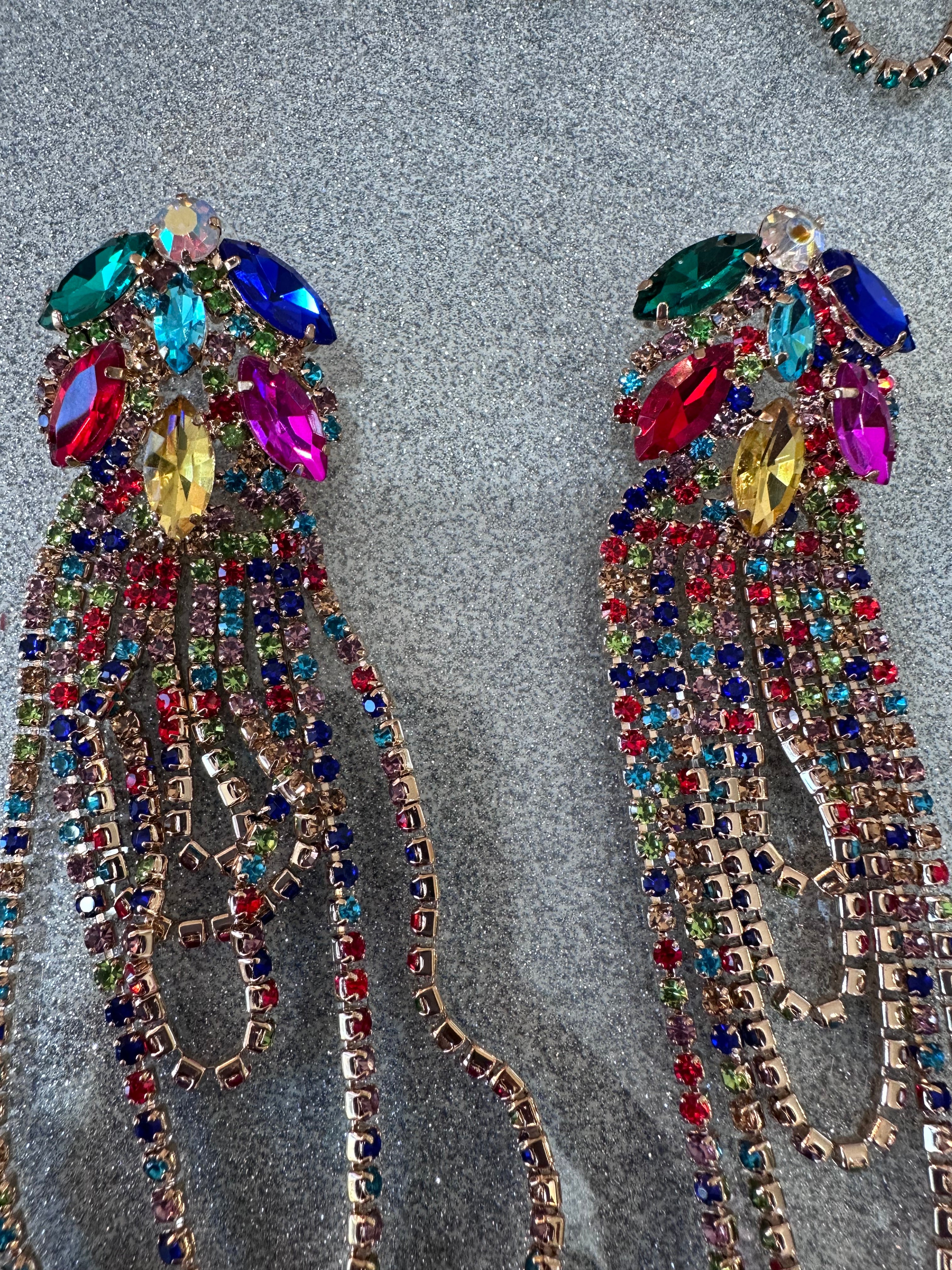 Multi-color pierced earrings