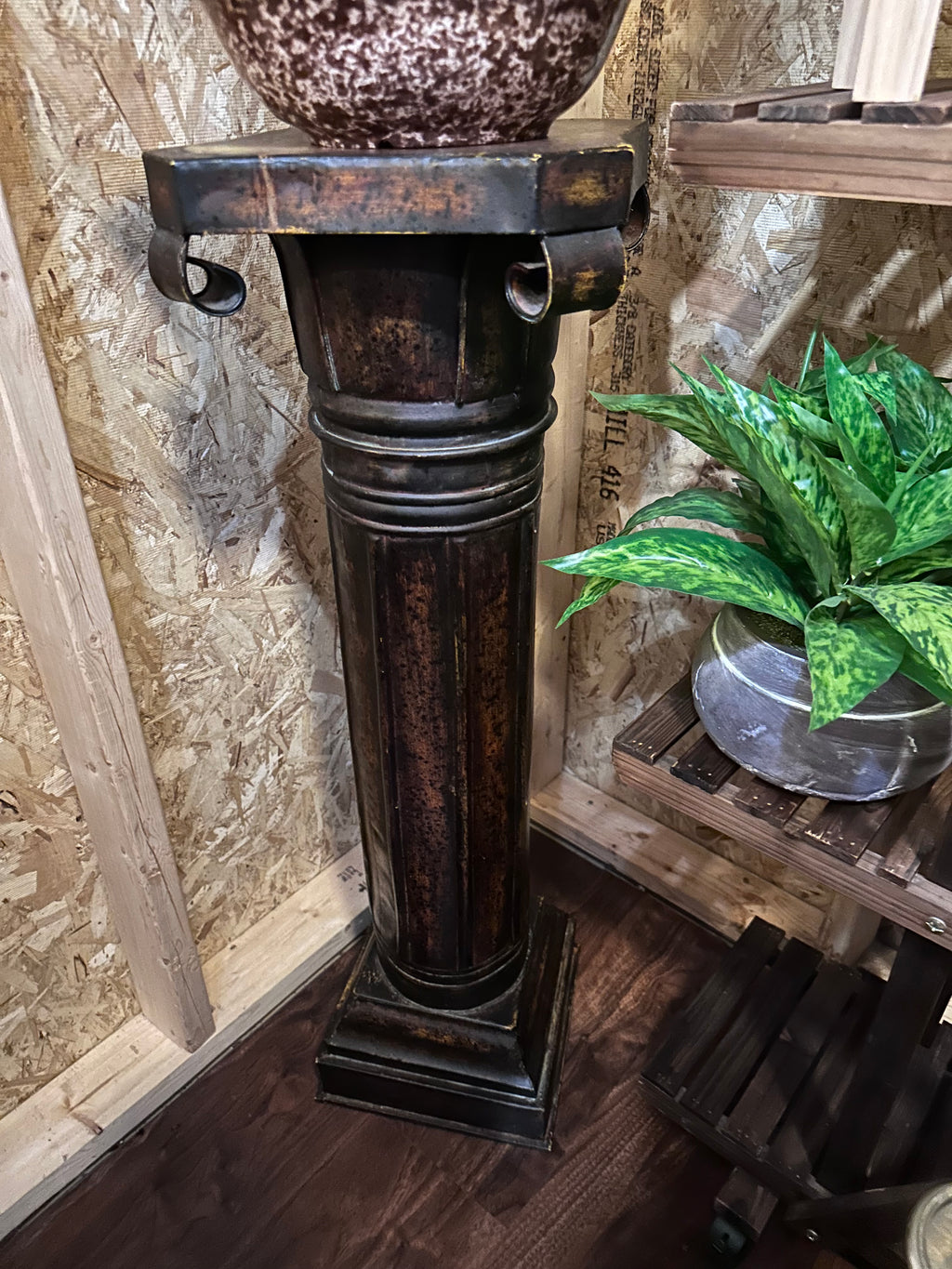Decorative Pedestal Column Stand or Plant Stand ( in store pick up only)