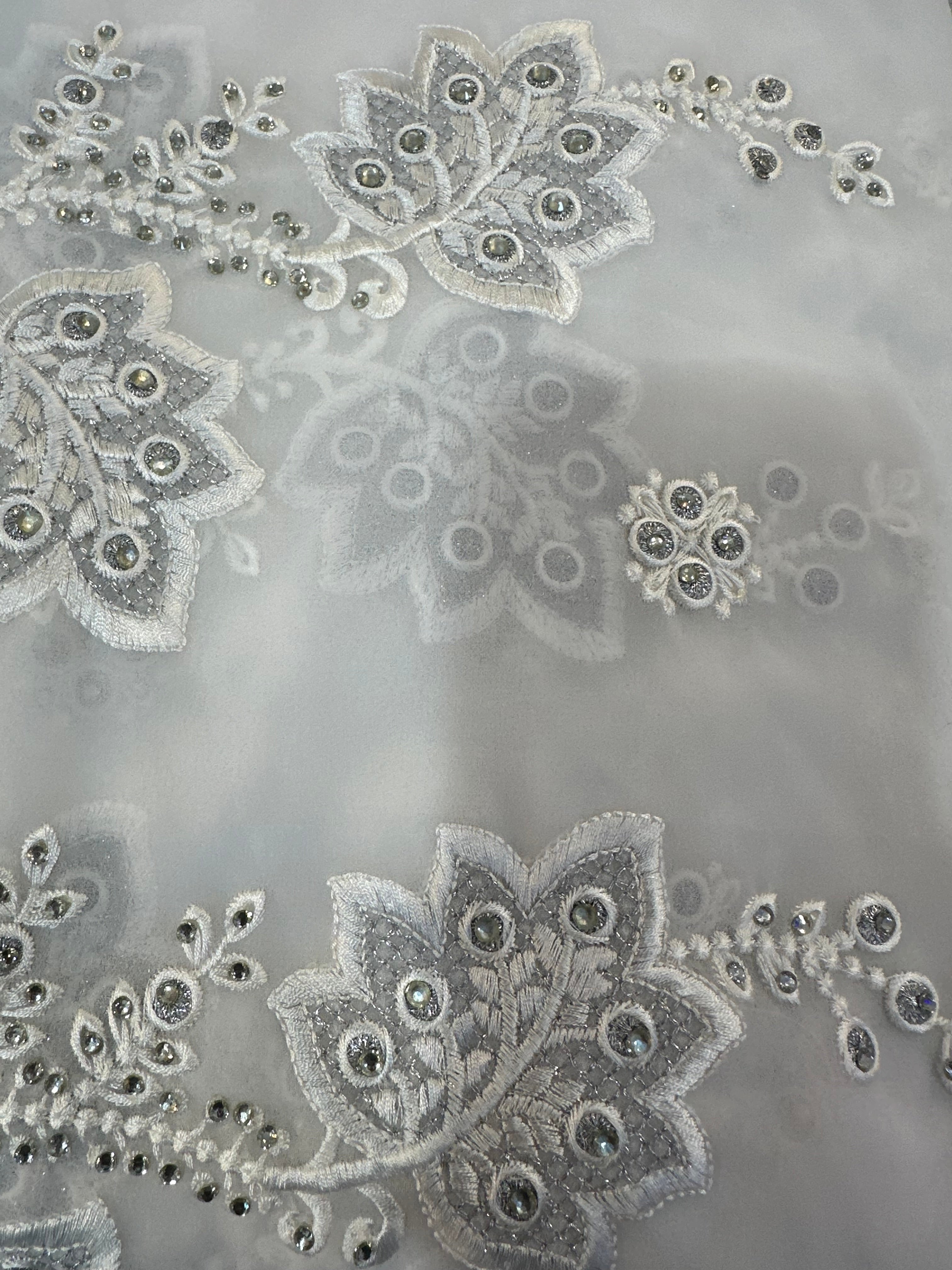 White and silver detailed Dubai scarf