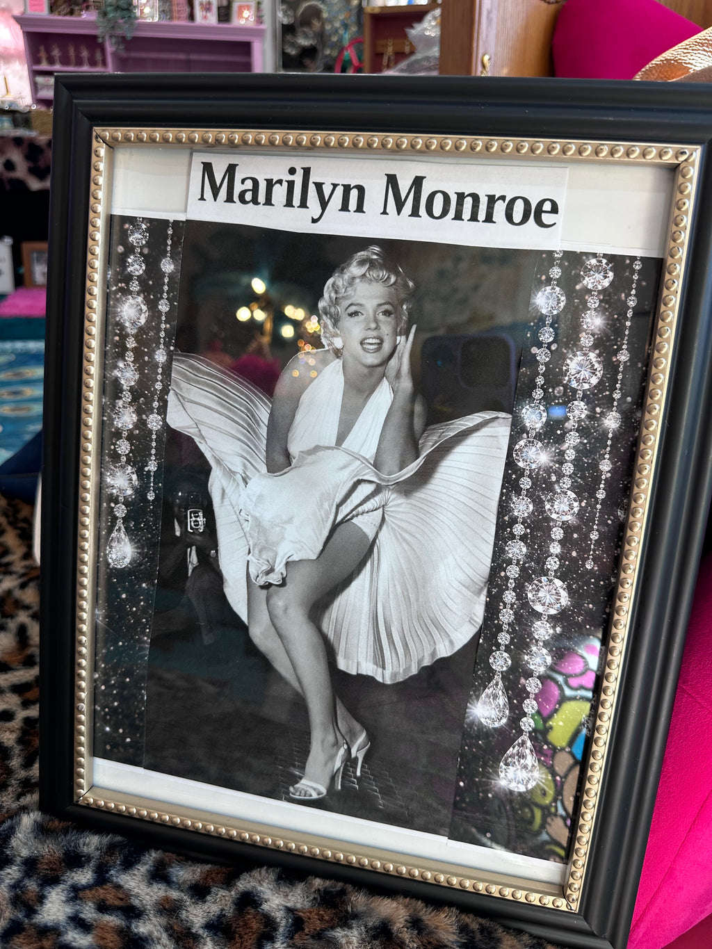 Marilyn Monroe-in store pickup only