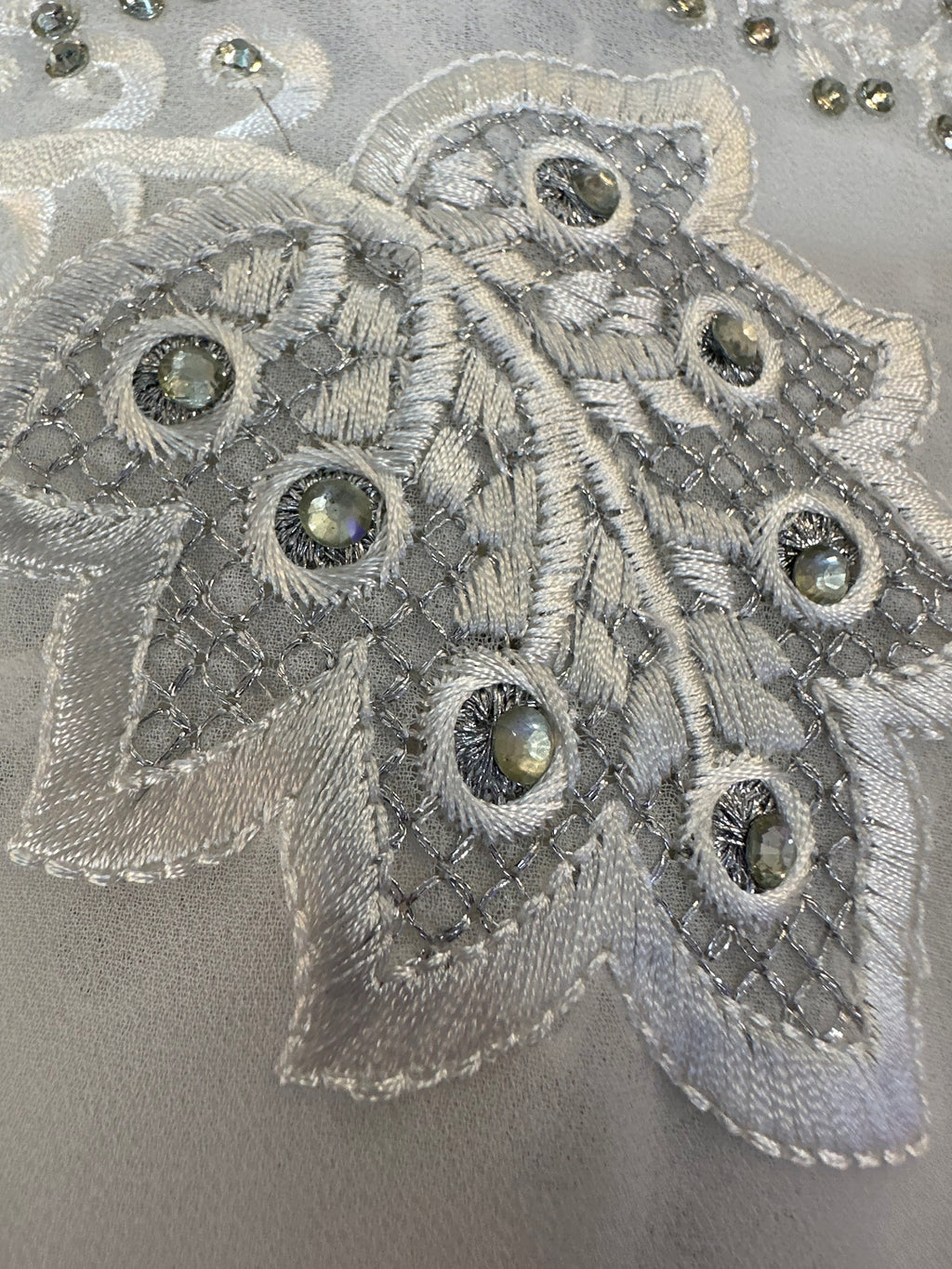 White and silver detailed Dubai scarf