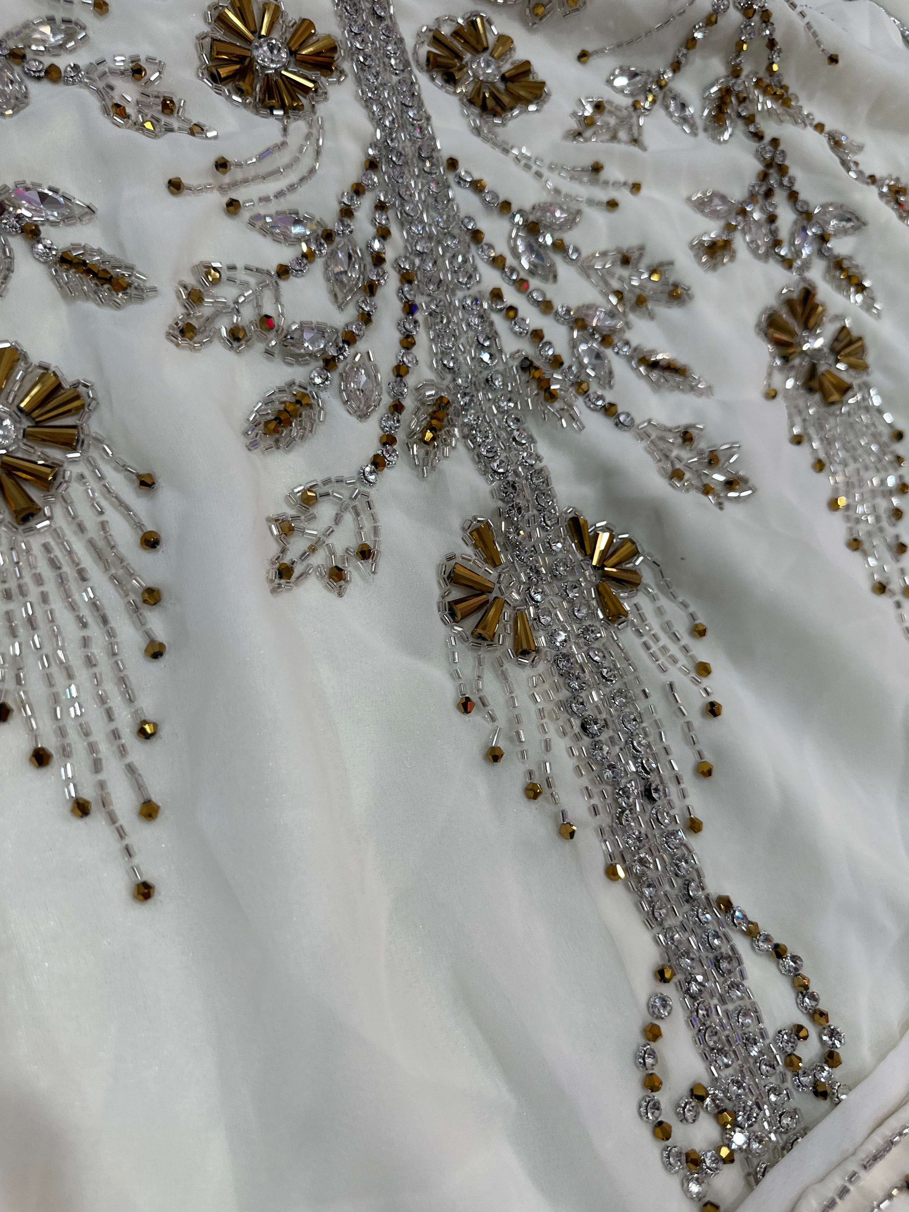 Beautiful Dubai gown size 16/18