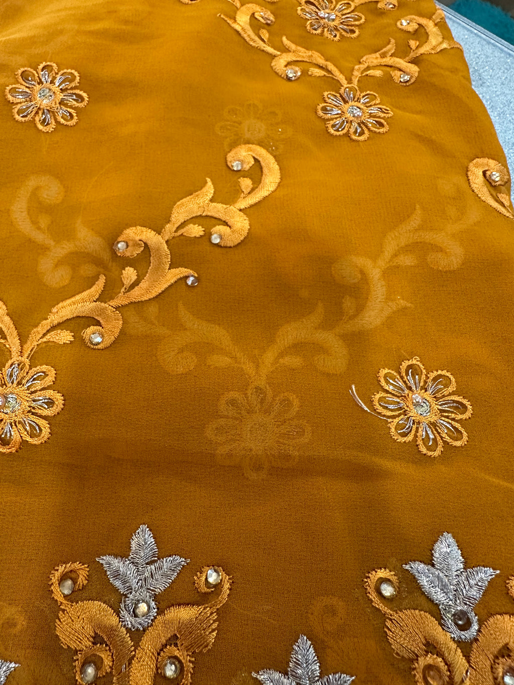 Gold Dubai scarf