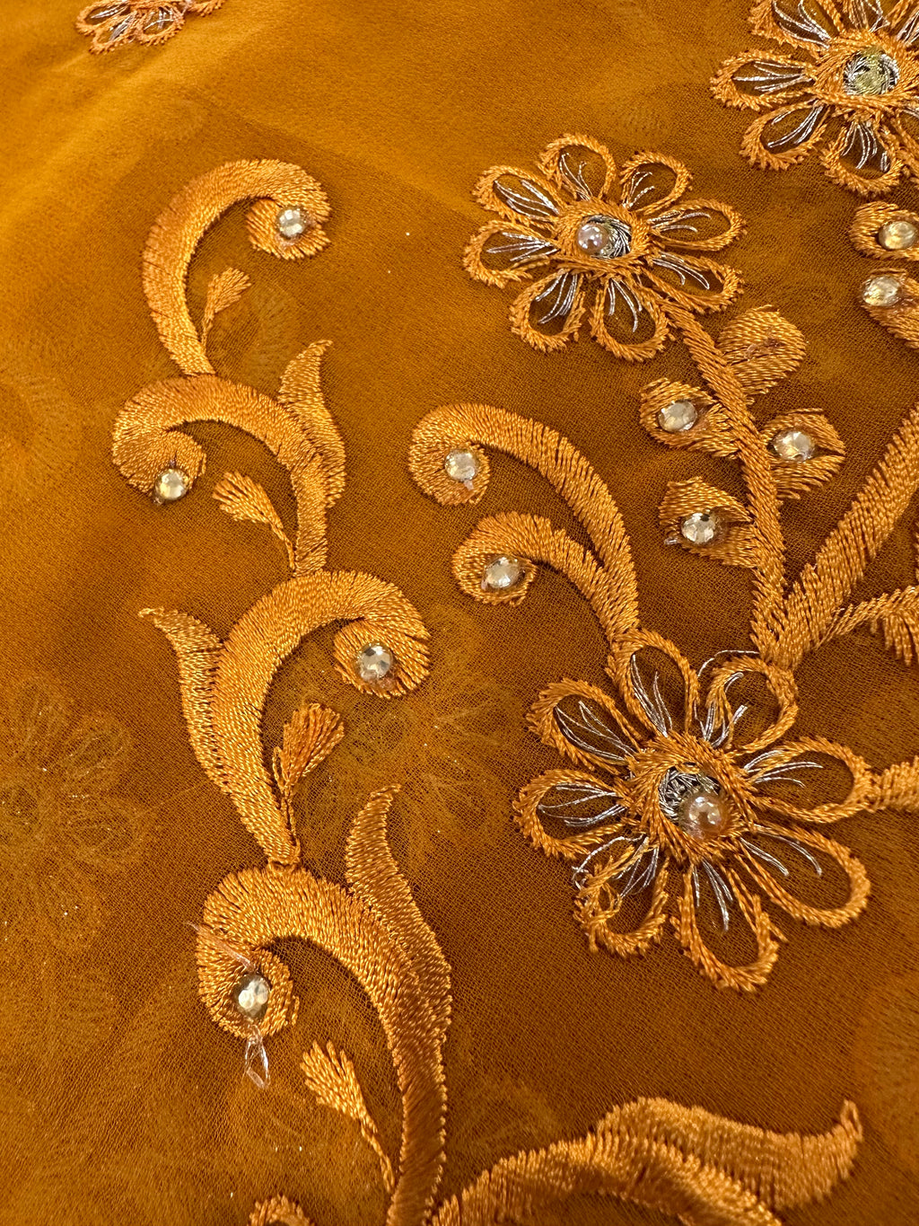 Gold Dubai scarf