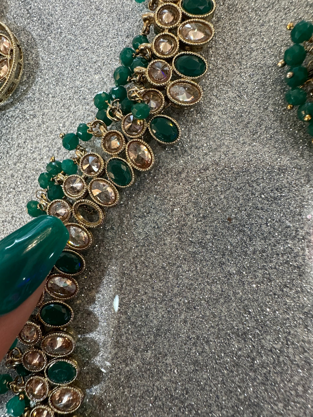 Indian style necklace set one missing stone