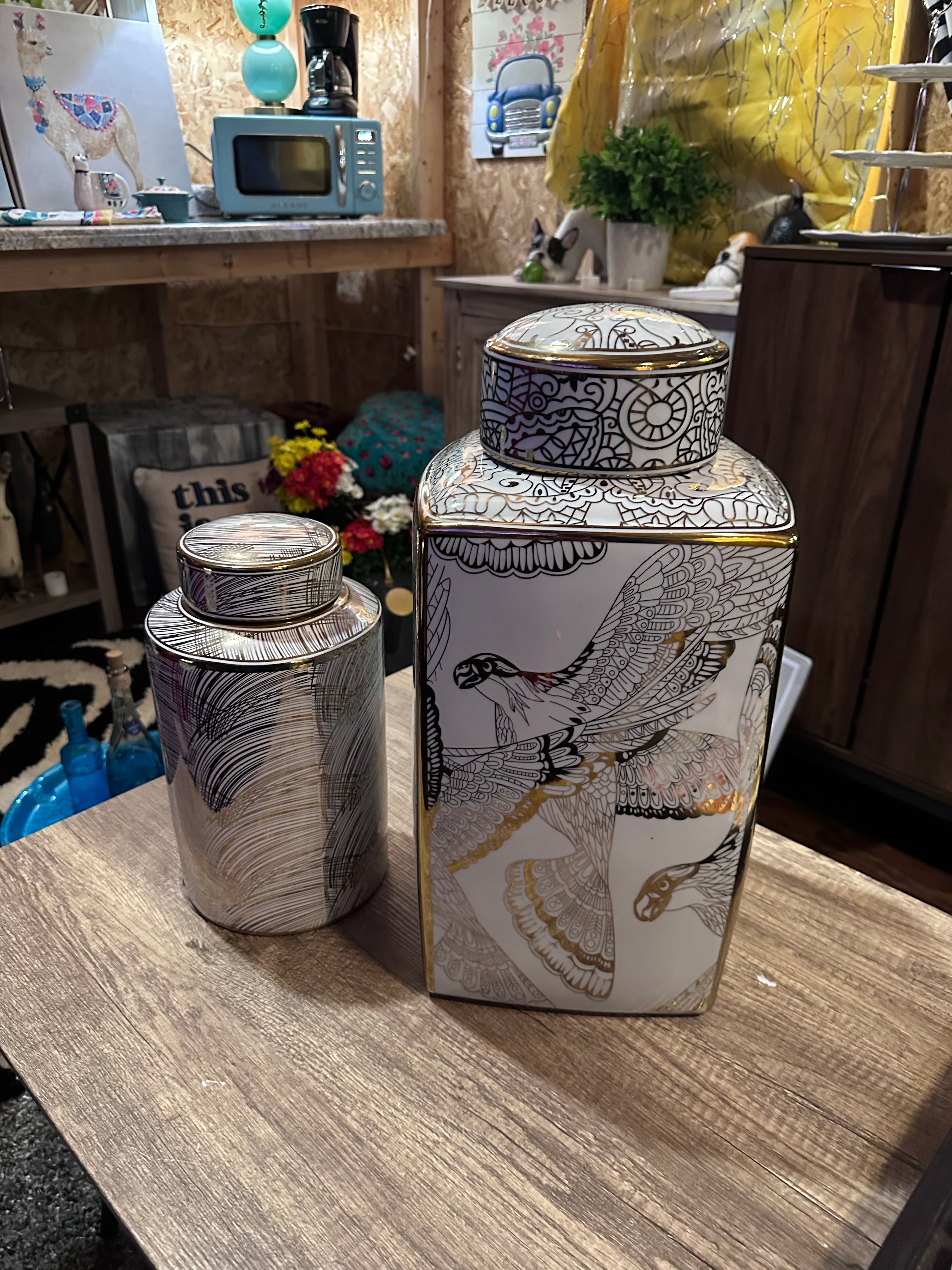 Lovely decorative vases 2