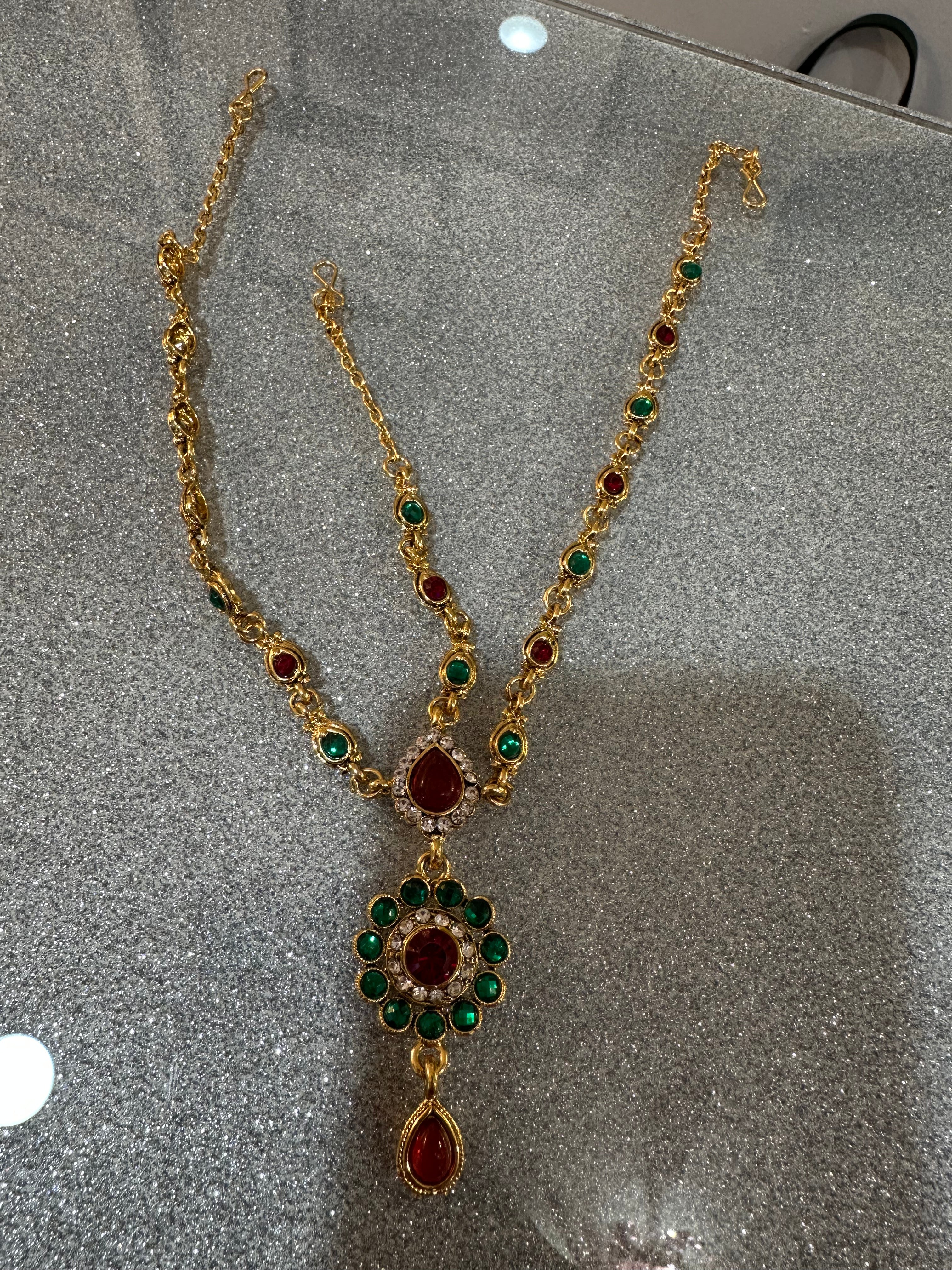6 piece set Indian style ( some missing stones )