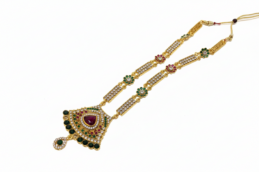 6 piece set Indian style ( some missing stones )