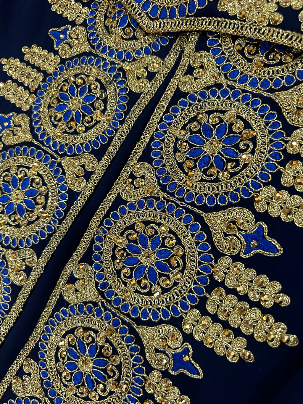 Size xl navy blue color