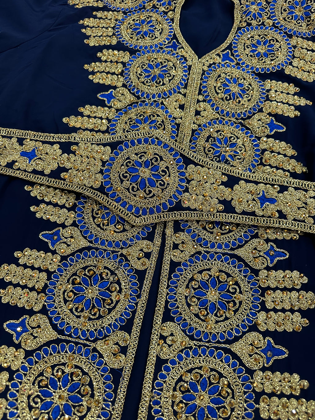 Size xl navy blue color