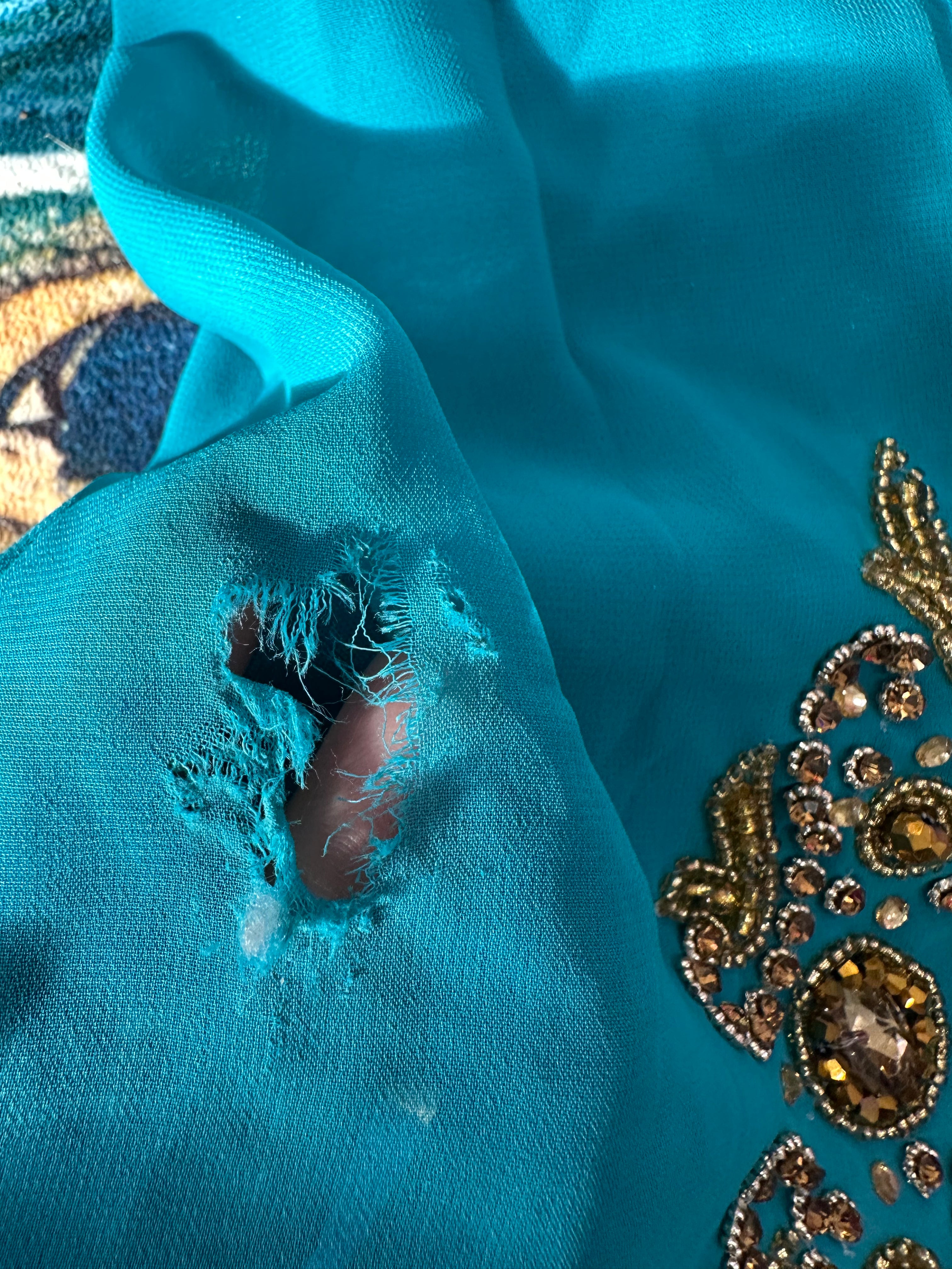 Sold as is(some damage) beautiful Dubai gown with beautiful stones …could be great for crafting