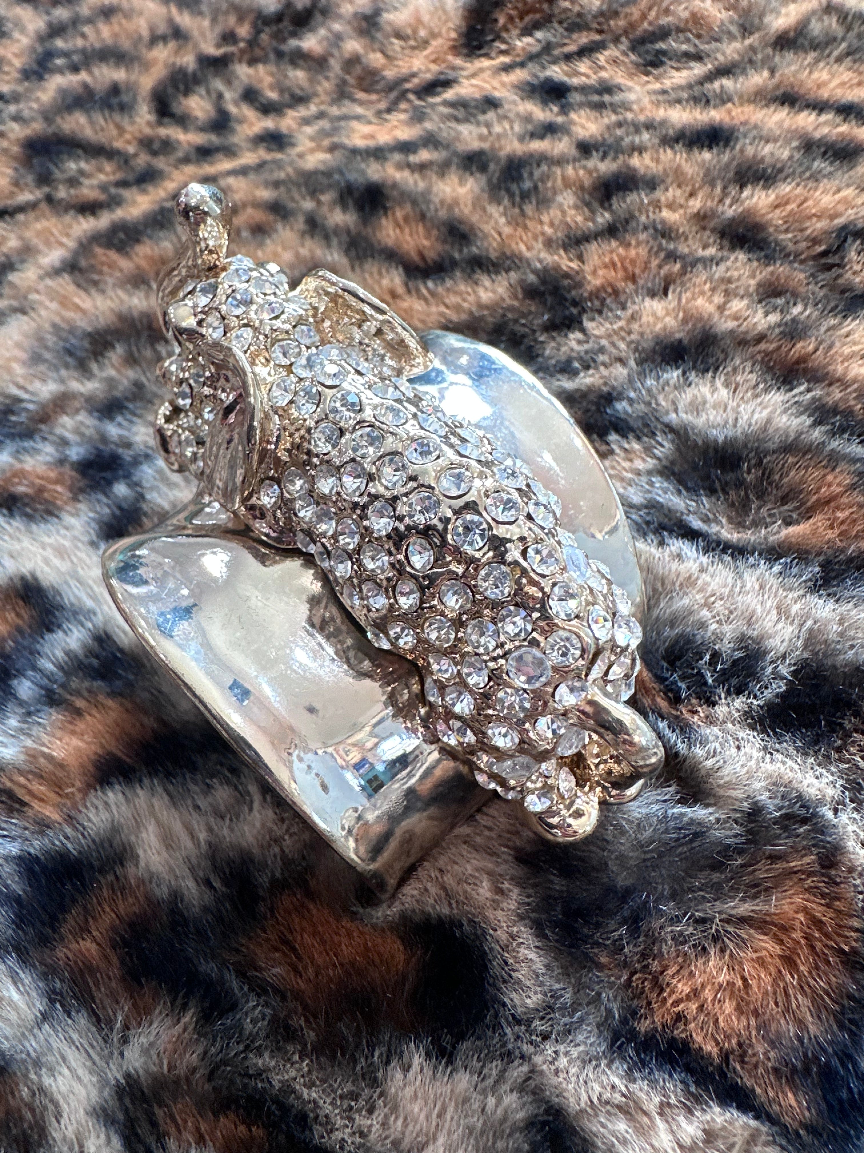 Elephant gold and diamond bracelet
