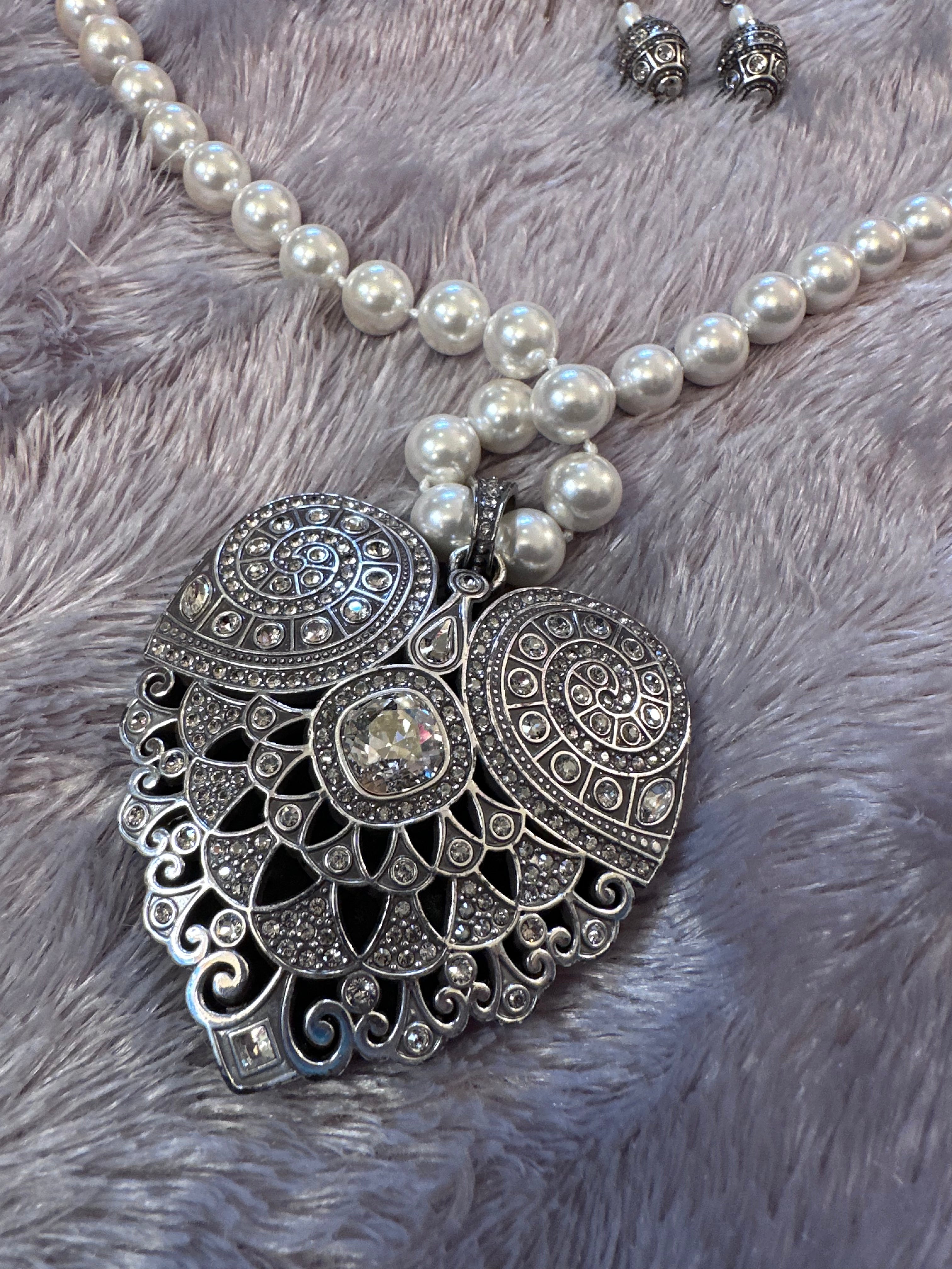 Statement piece (Brighton Collectable)and earrings