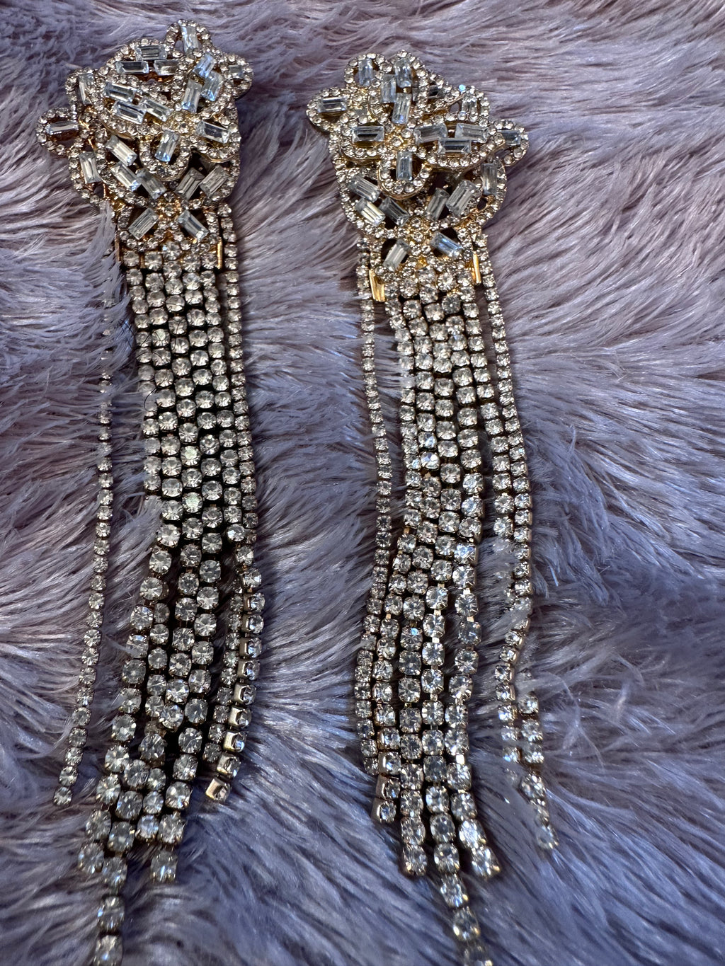 Butterfly dangling earrings