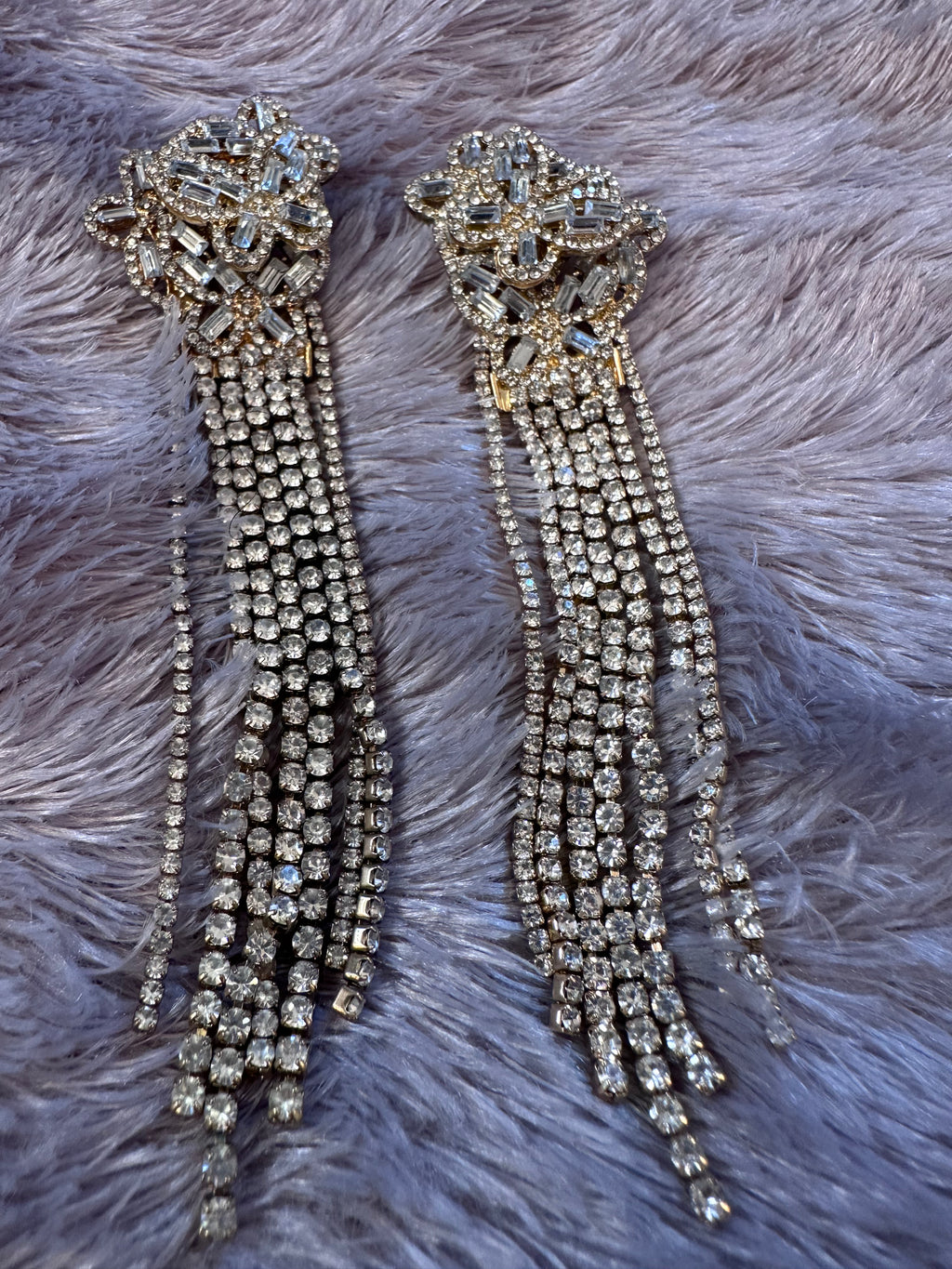 Butterfly dangling earrings