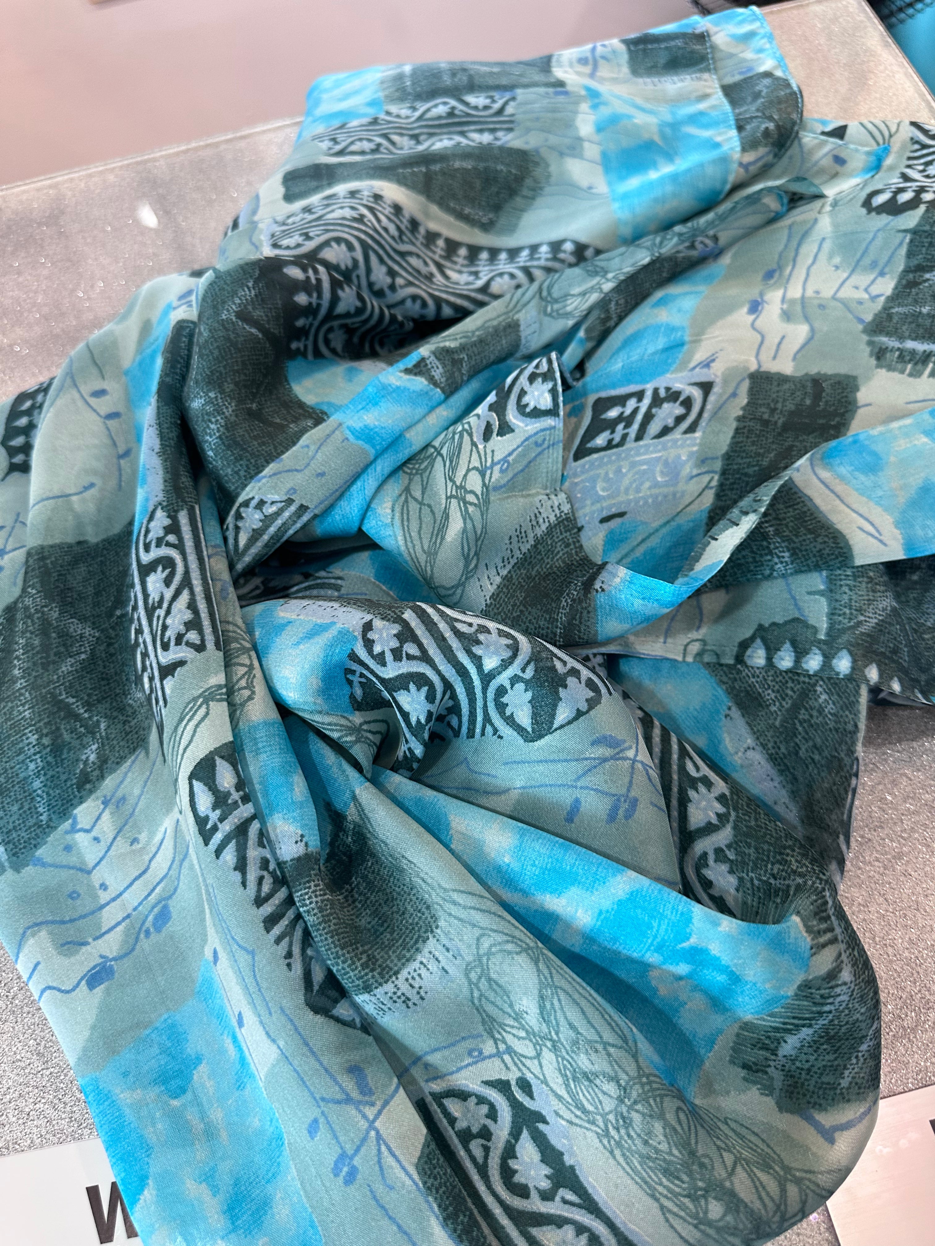 Light blue scarf
