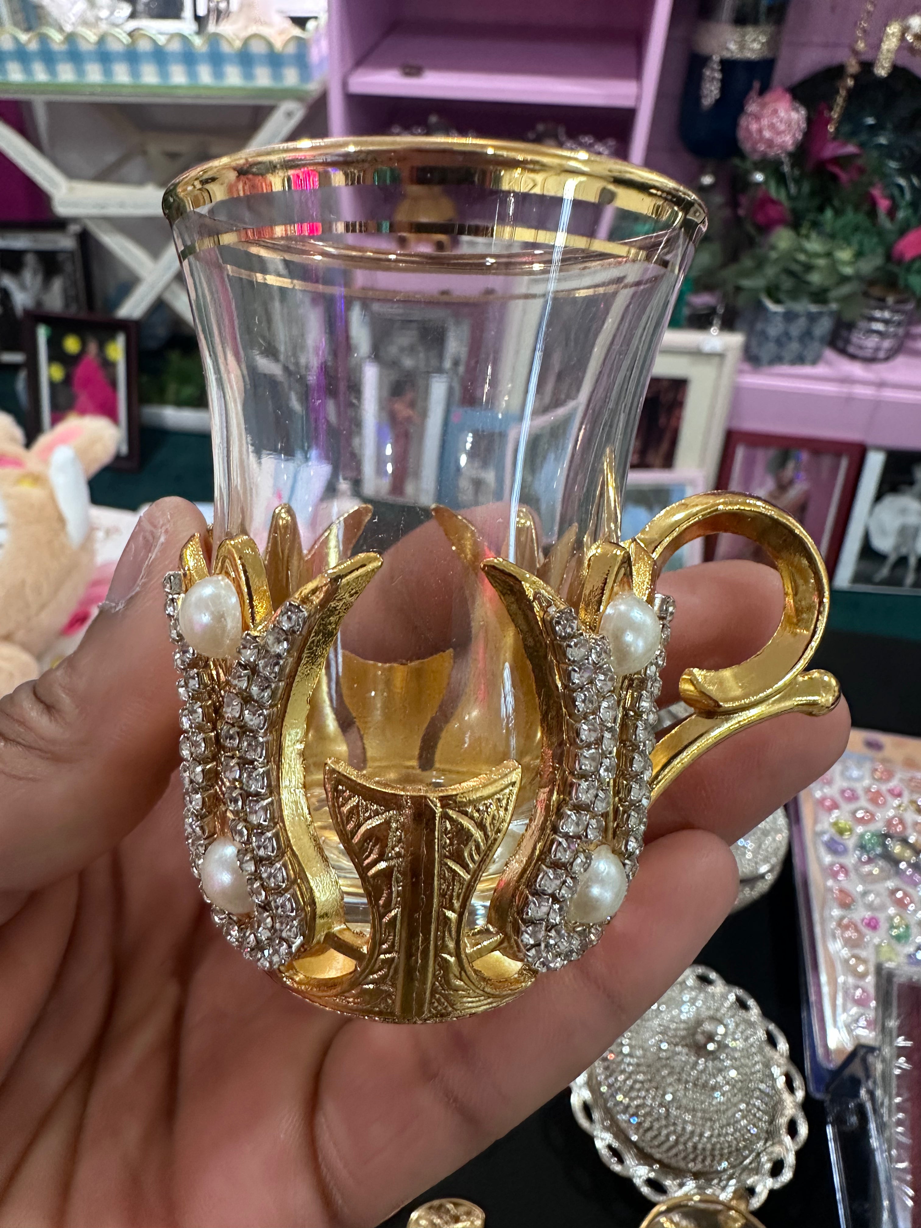 Gorgeous Tea Set for you and friends (Gold)with pearls