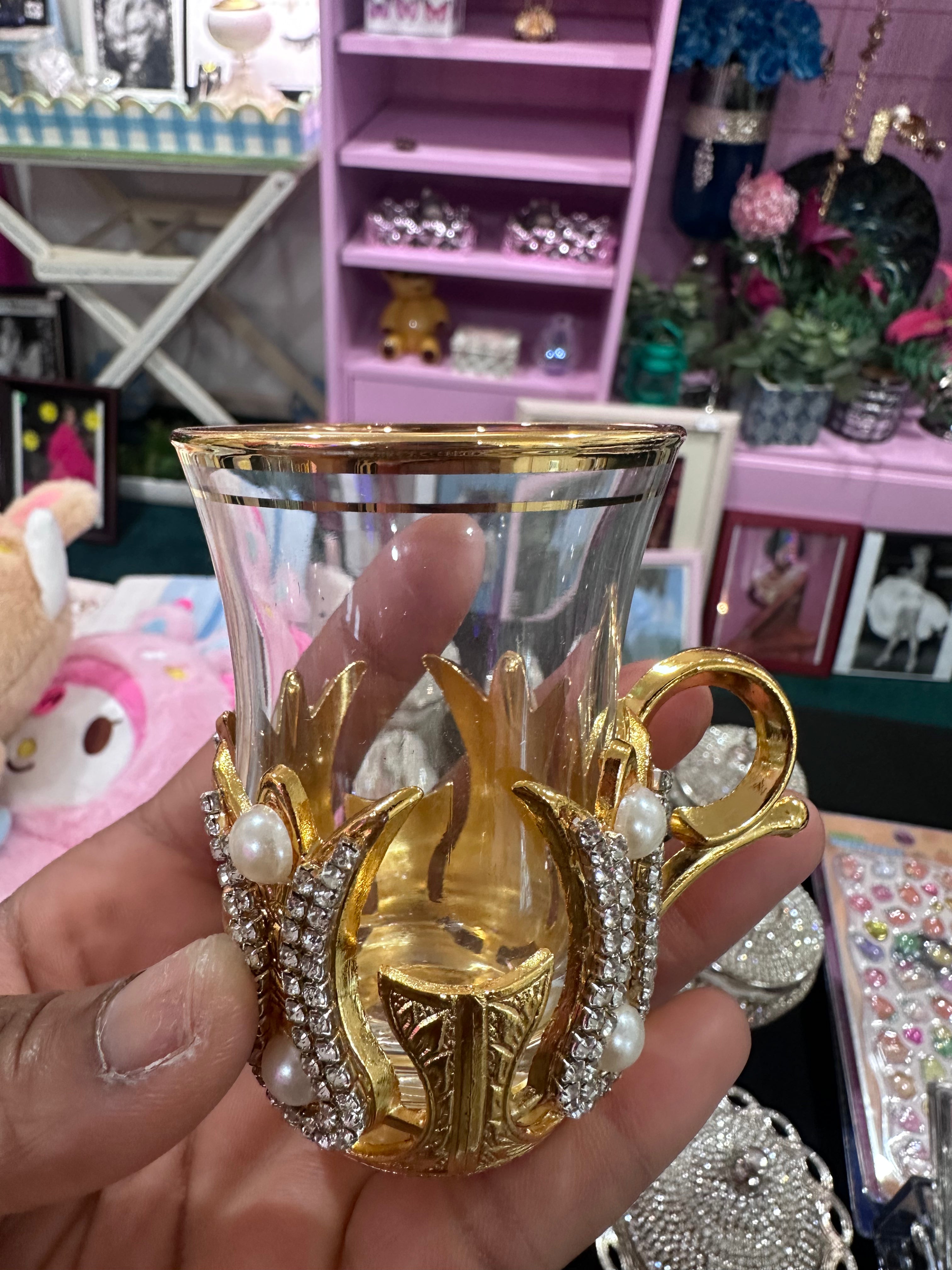 Gorgeous Tea Set for you and friends (Gold)with pearls