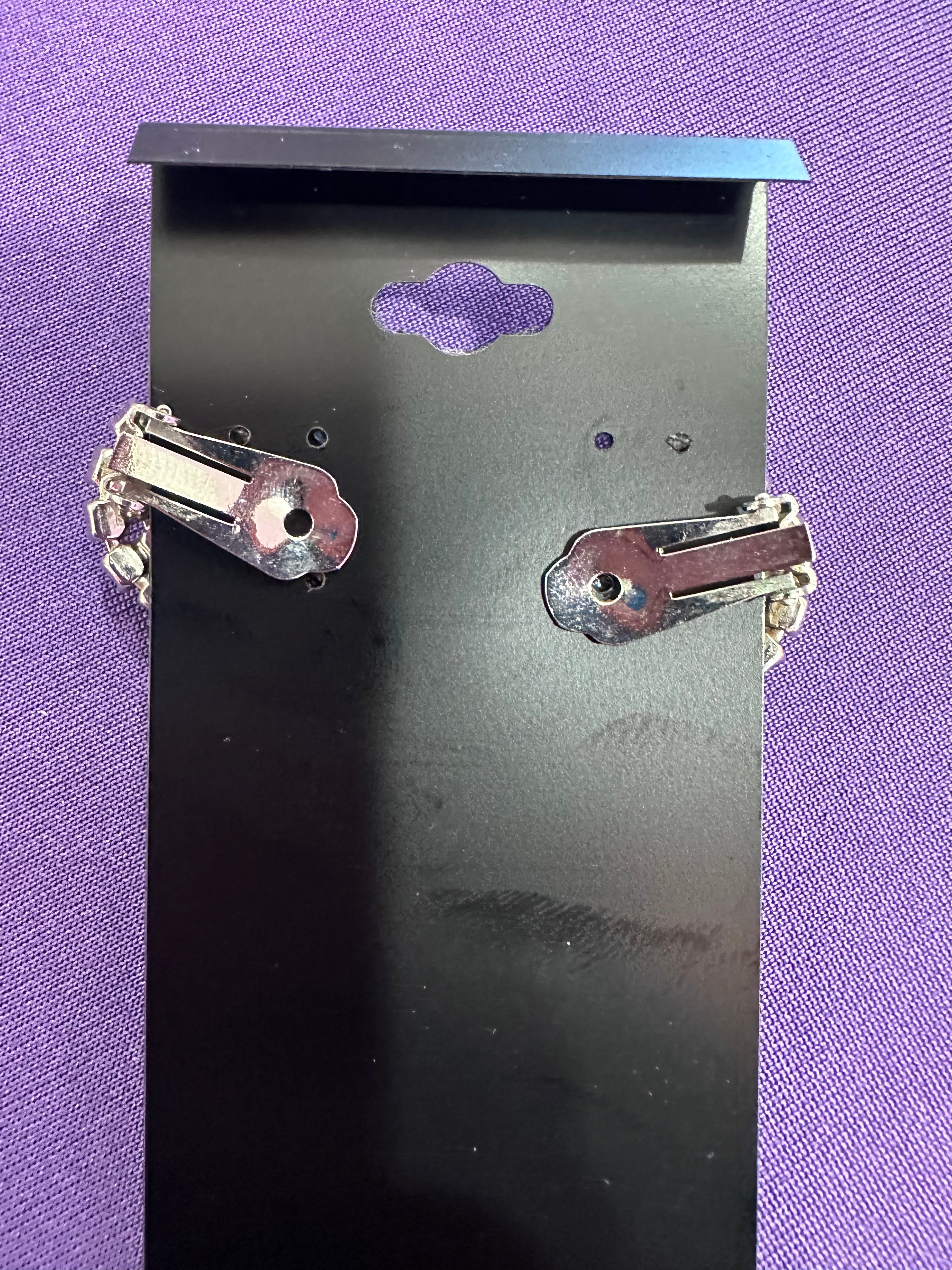 Vintage diamonds  studded earrings ( clip on)