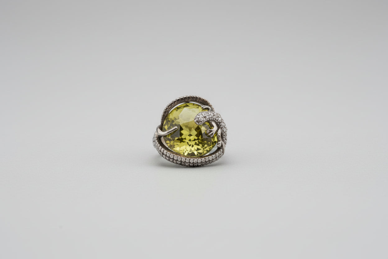 Unique Olive Ring - Size 7 - Vintage Style
