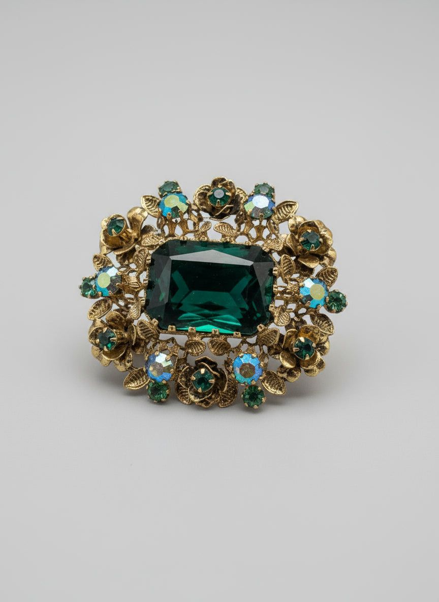 Vintage Green and Gold Brooch Pin