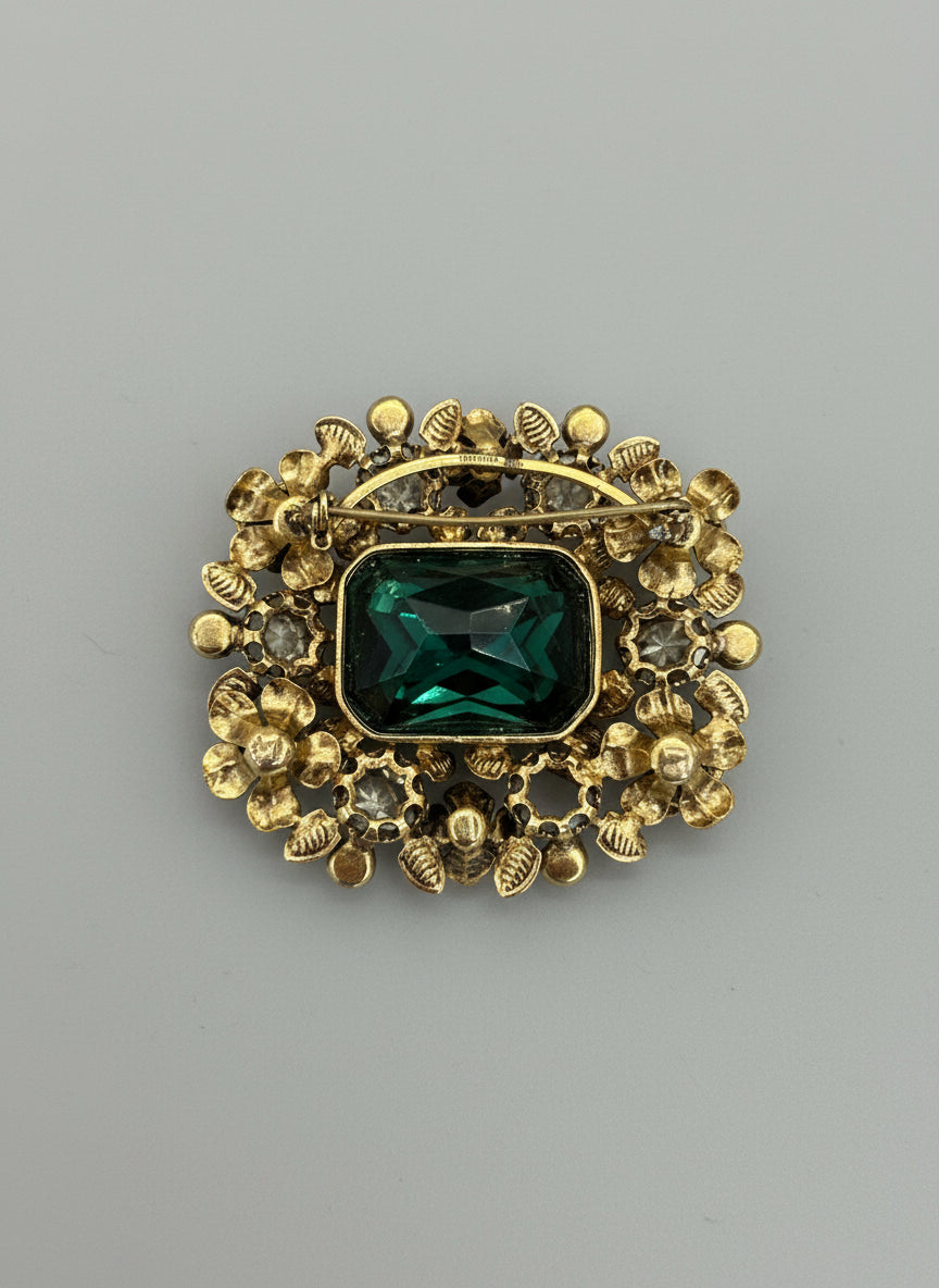 Vintage Green and Gold Brooch Pin