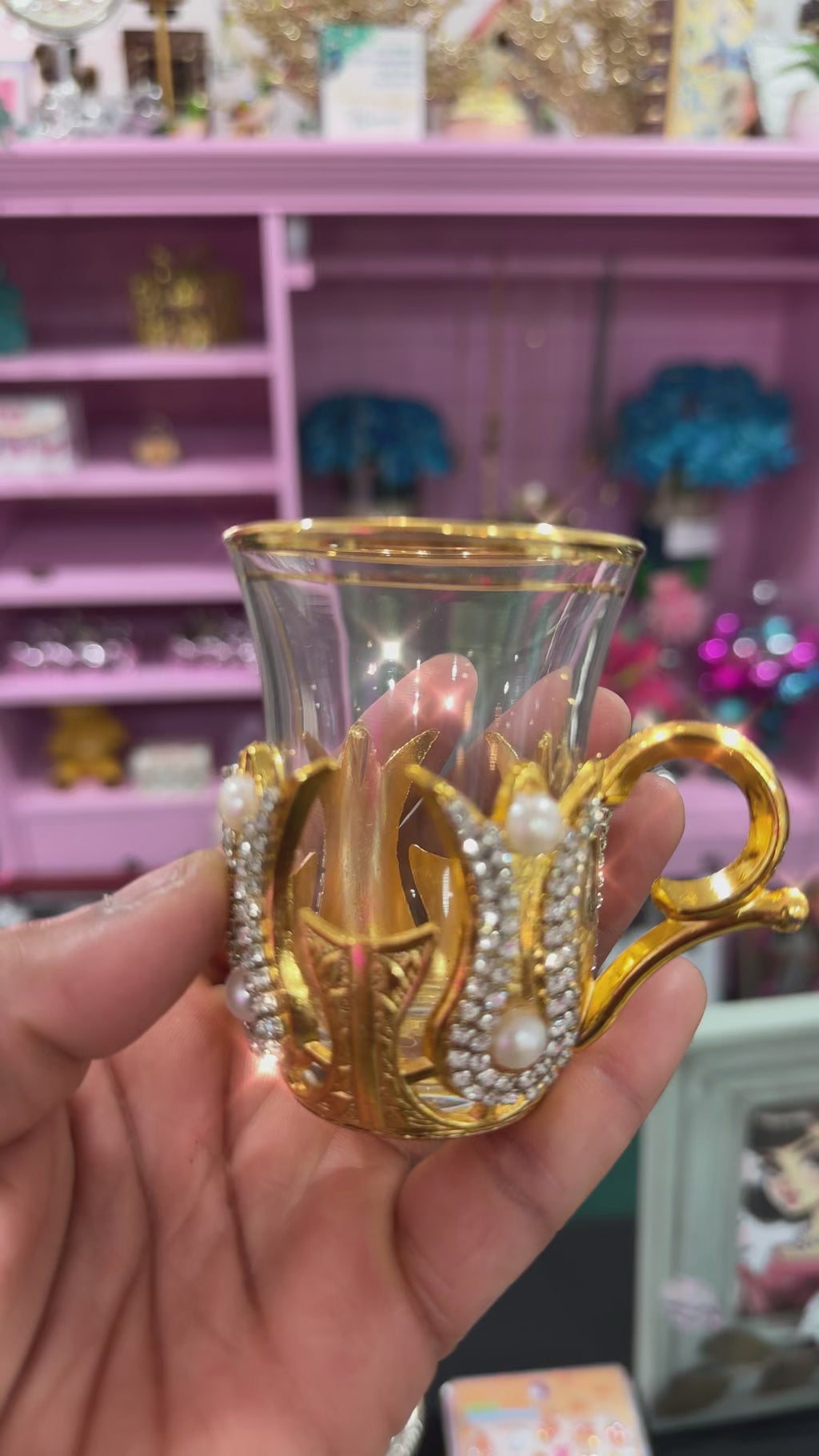 Gorgeous Tea Set for you and friends (Gold)with pearls