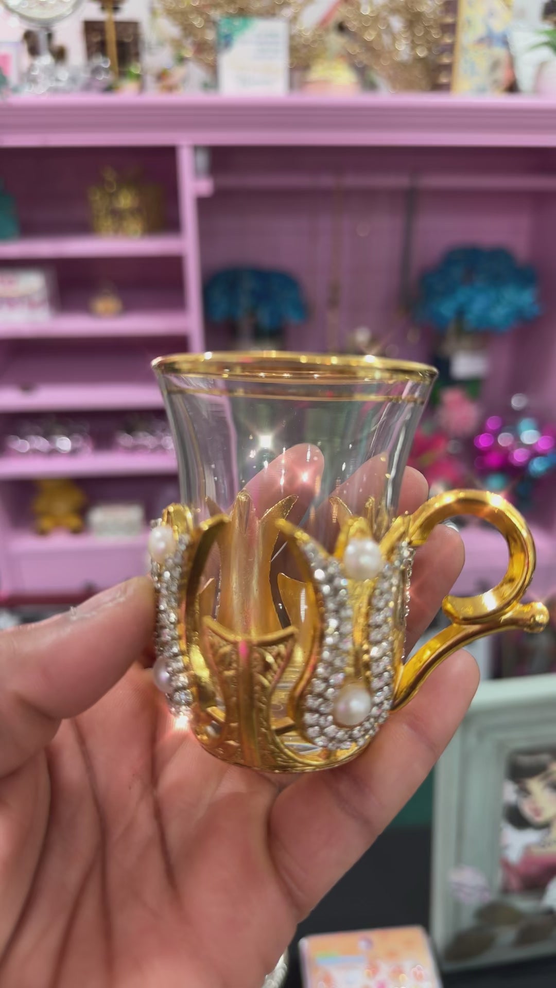 Gorgeous Tea Set for you and friends (Gold)with pearls